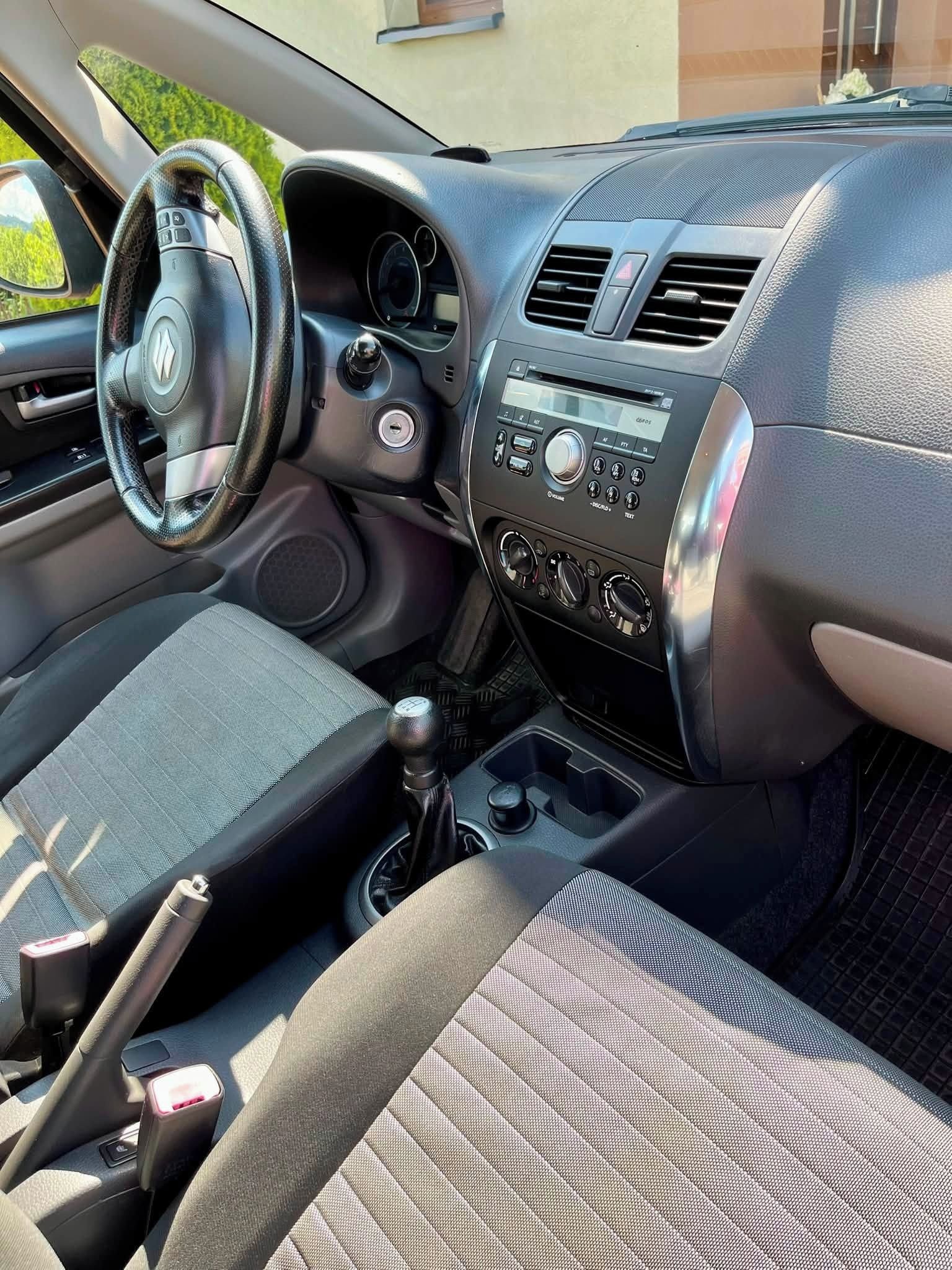 Suzuki SX4, Suzuki SX4 4x4 1.6 + LPG 2010 - fotka 6