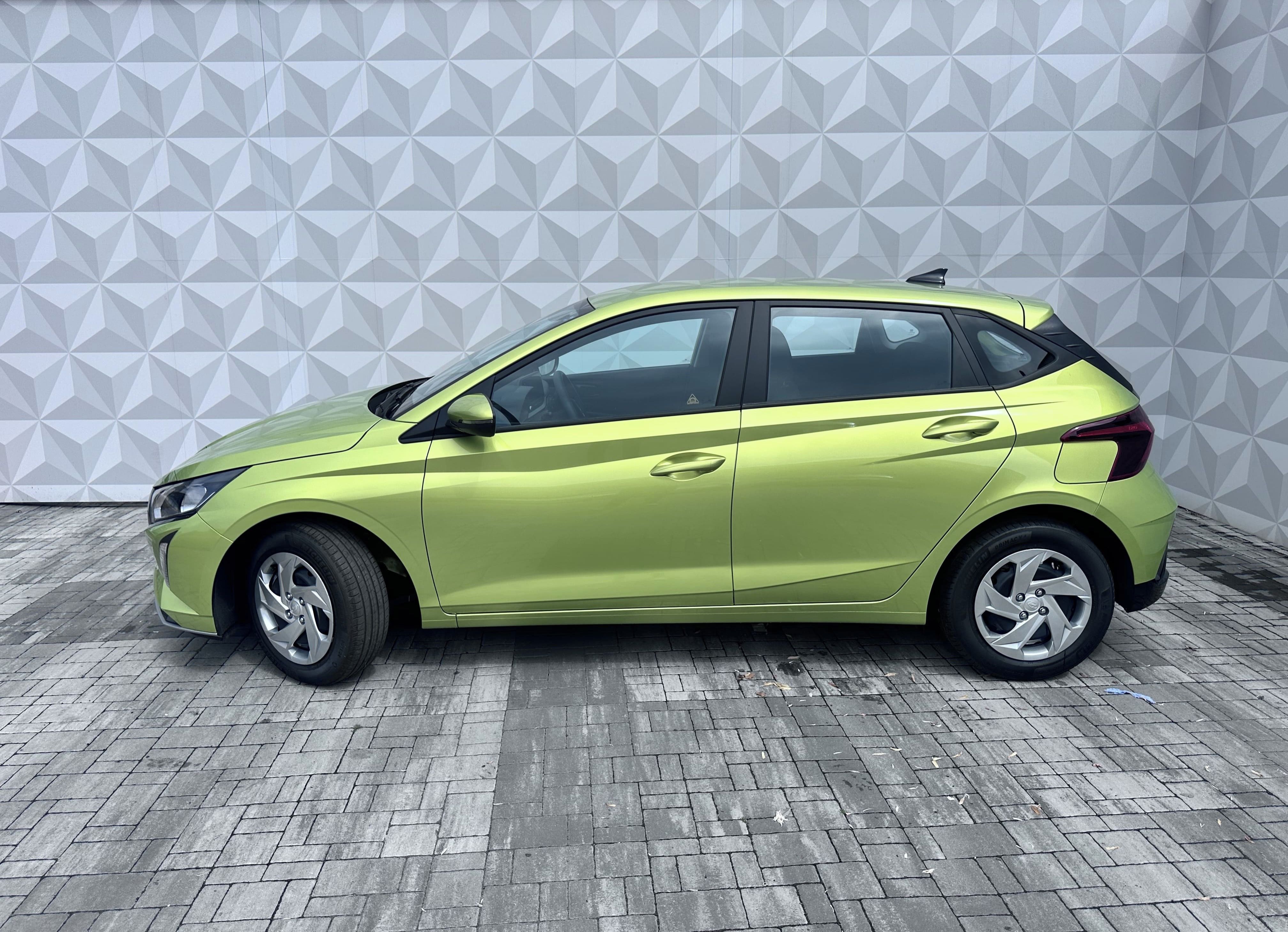 Hyundai i20, 26 1.0 TGD-i COMFORT - fotka 2