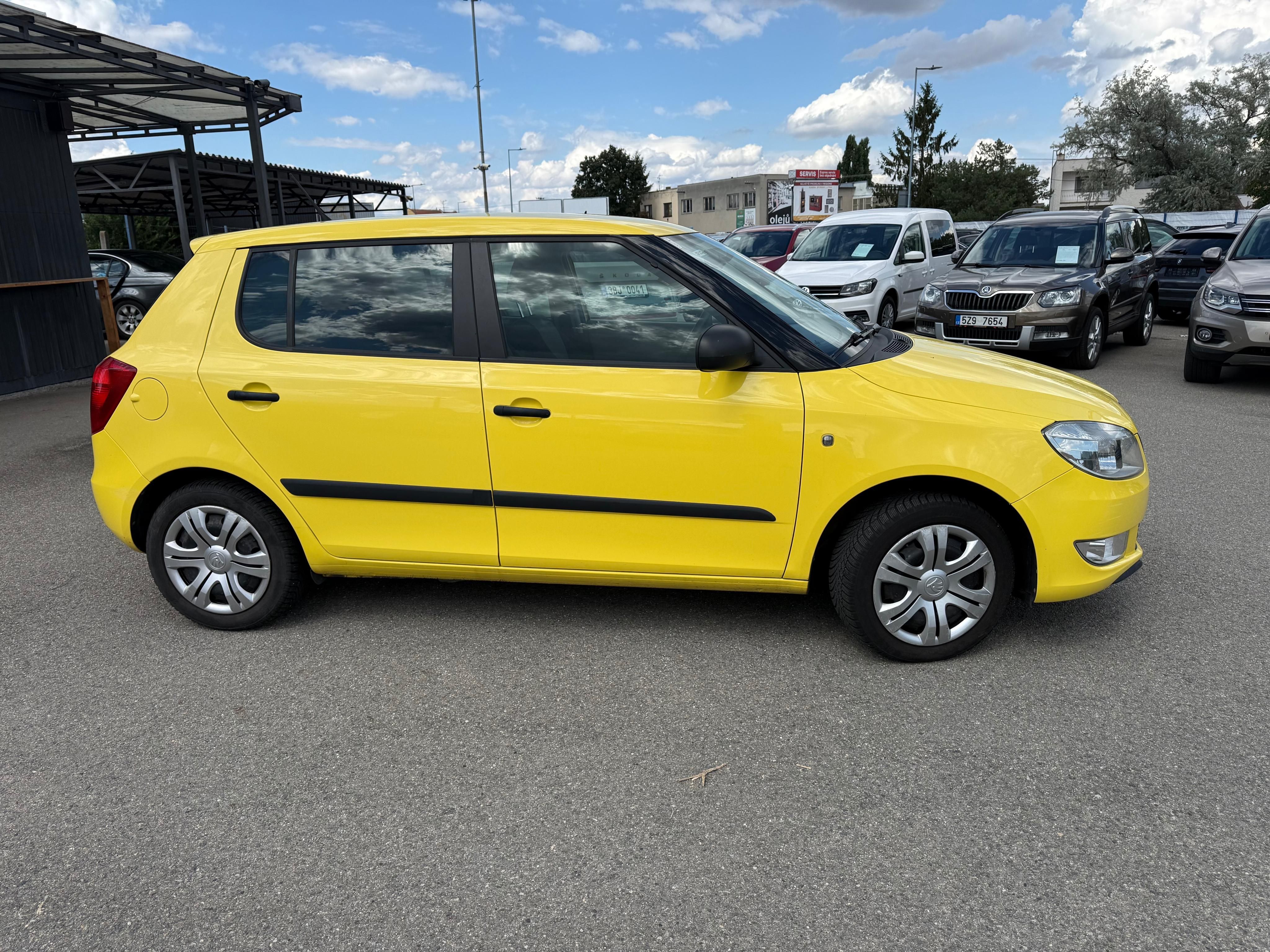 Škoda Fabia, 1.2TSI ELEGANCE 126tis km! - fotka 2
