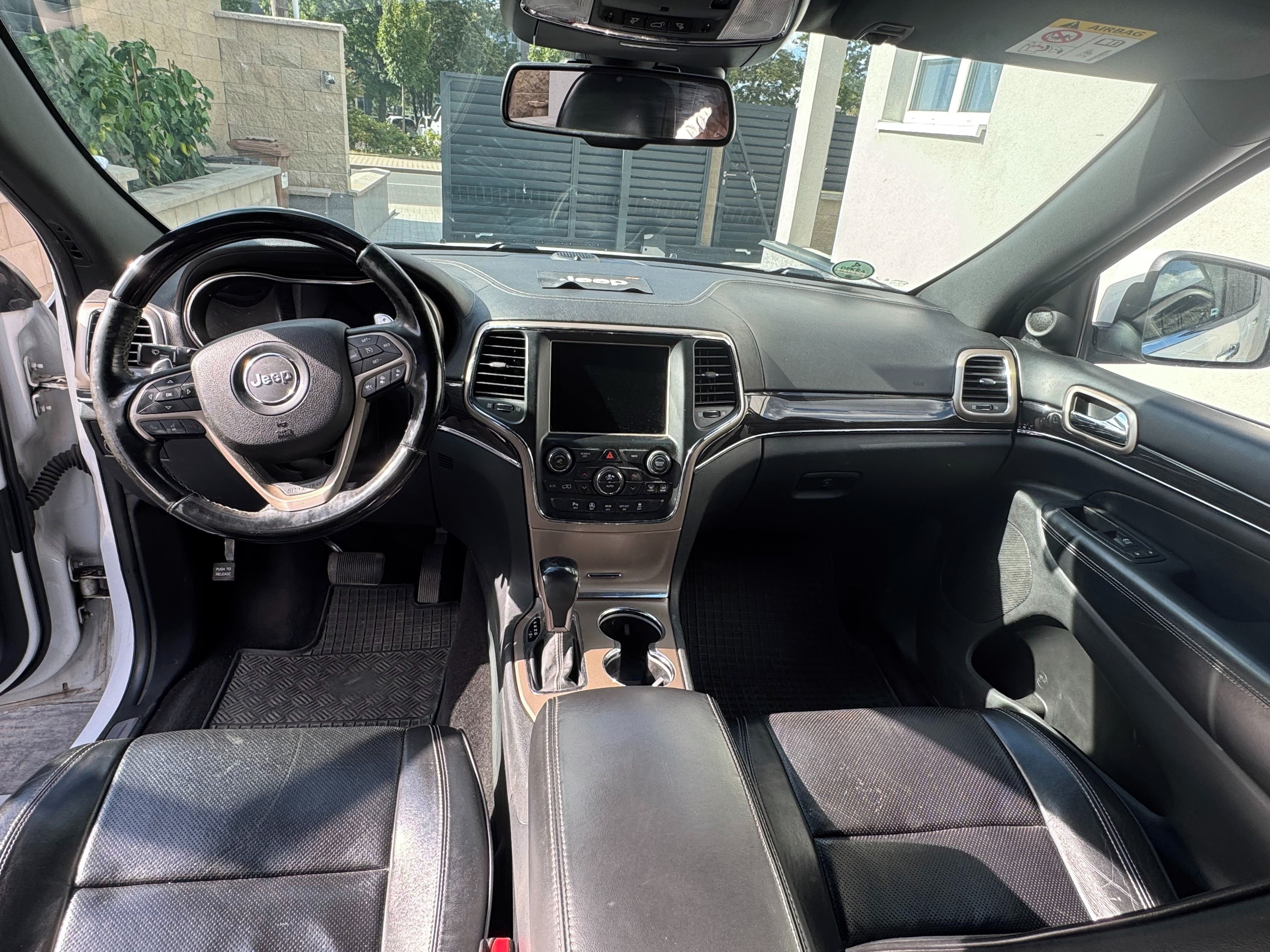Jeep Grand Cherokee, 3.0 crdi 186t.km 1.majitel - fotka 4