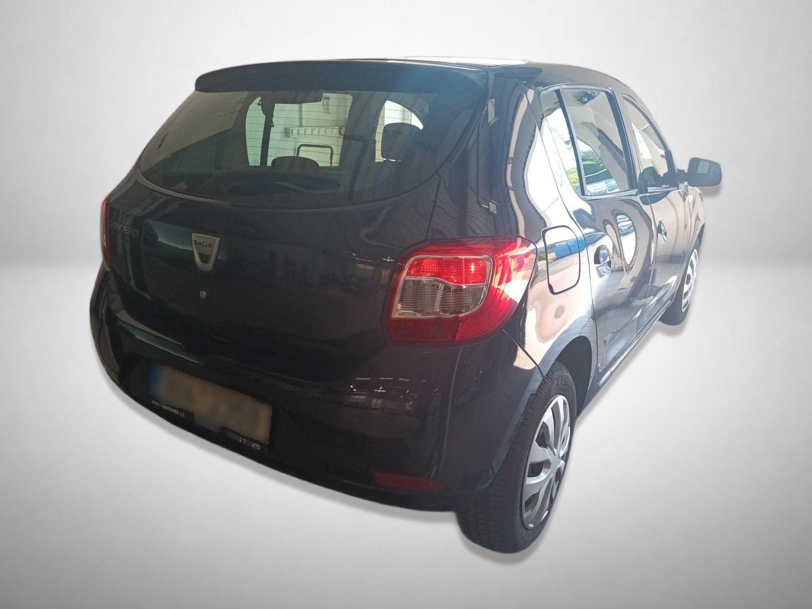 Dacia Sandero, 1.2 16V, pěkný stav - fotka 2