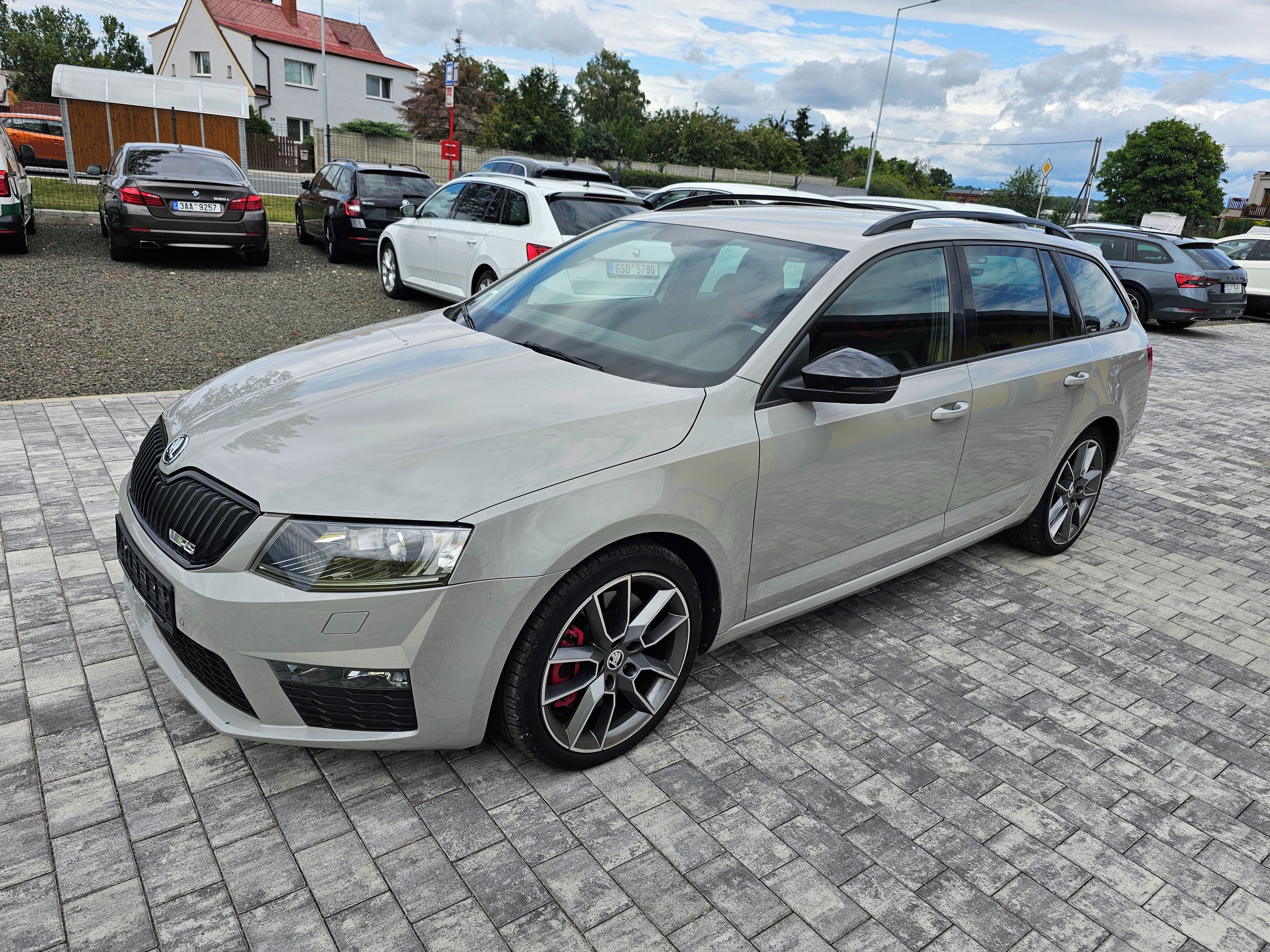Škoda Octavia, RS 2.0 TSI 162kw,2016, Nehavar