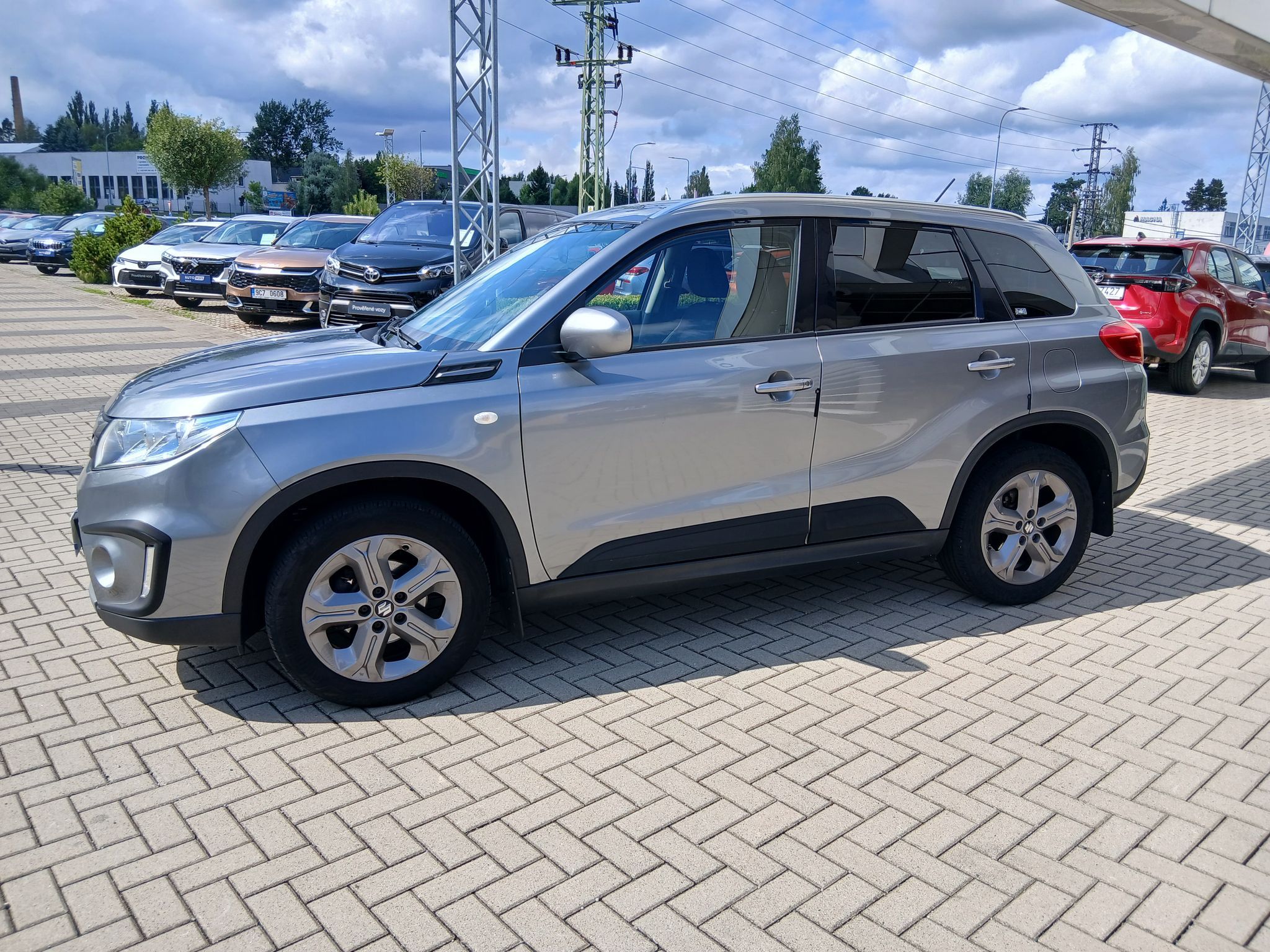 Suzuki Vitara, 1,6 VVT 88kW Premium - fotka 3