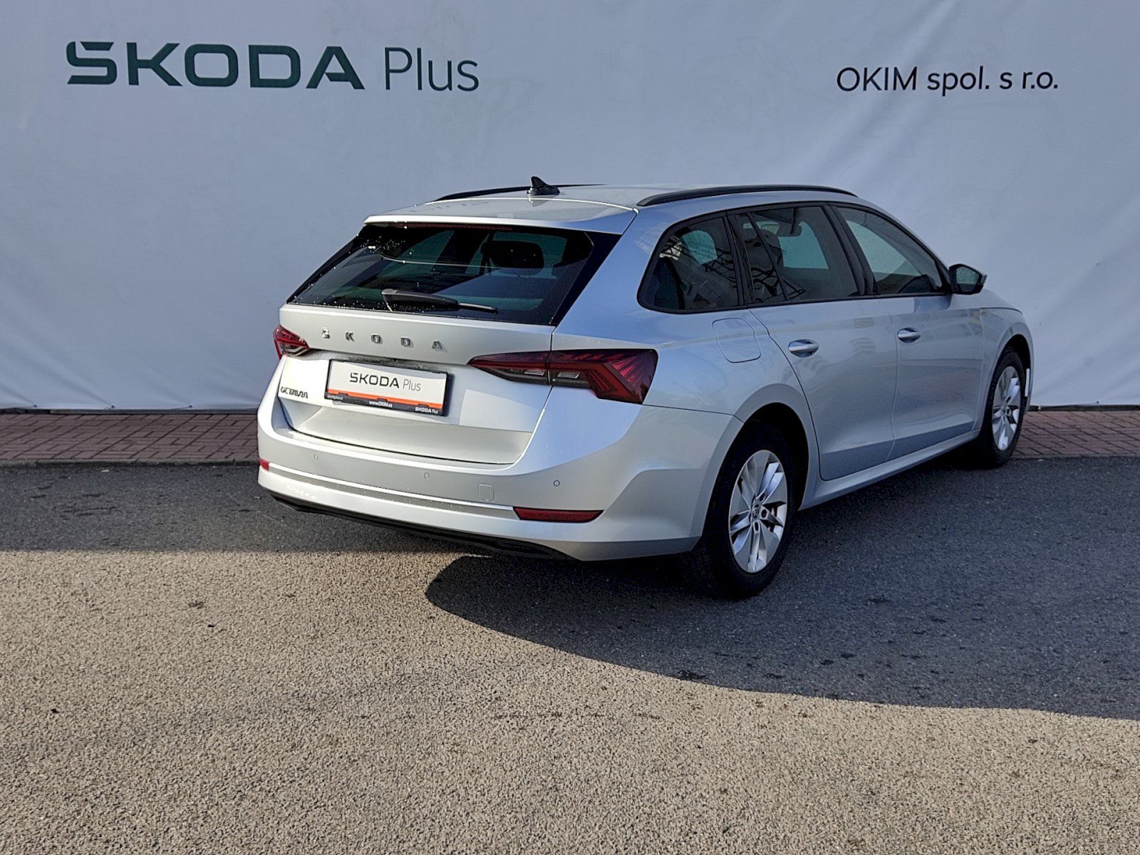 Škoda Octavia, Combi Ambition Plus 2,0 Tdi 85 - fotka 2