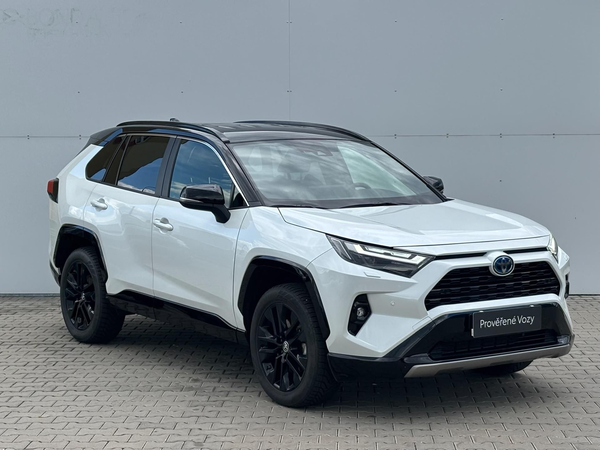 Toyota Rav4, 2.5 HSD e-CVT AWD Selection - fotka 6