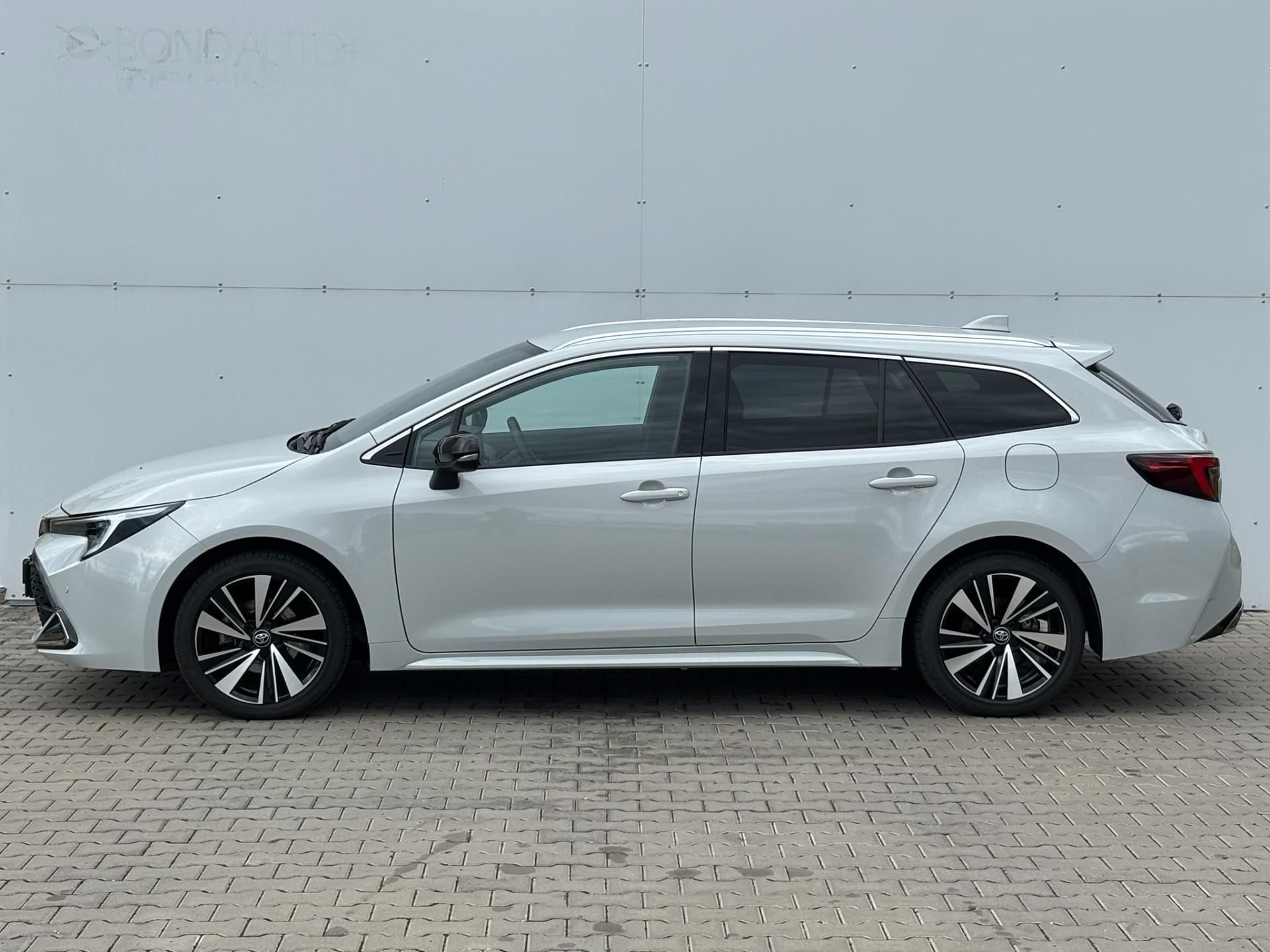 Toyota Corolla, 1.8 HSD e-CVT Style Tech - fotka 3