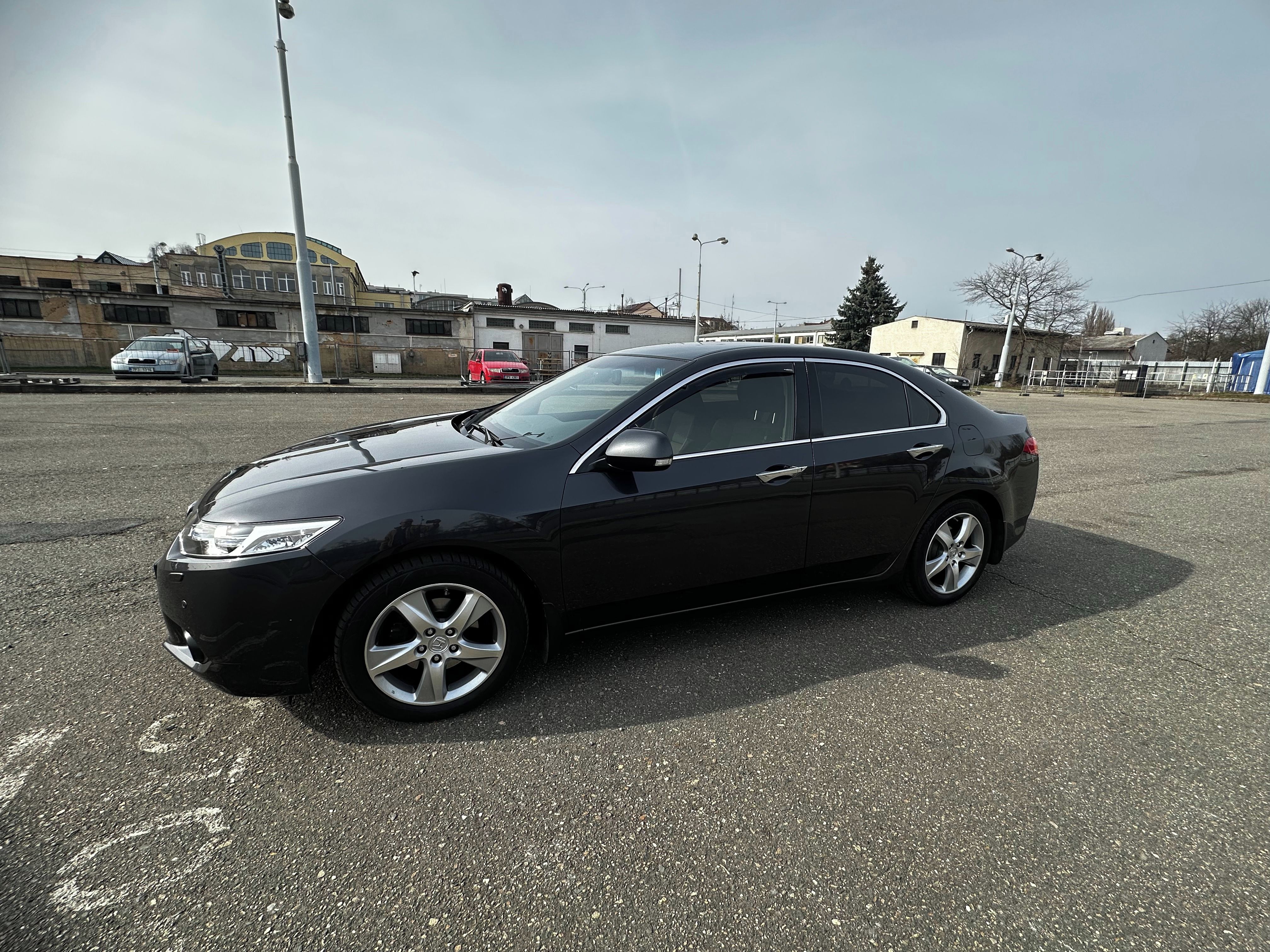 Honda Accord - fotka 4