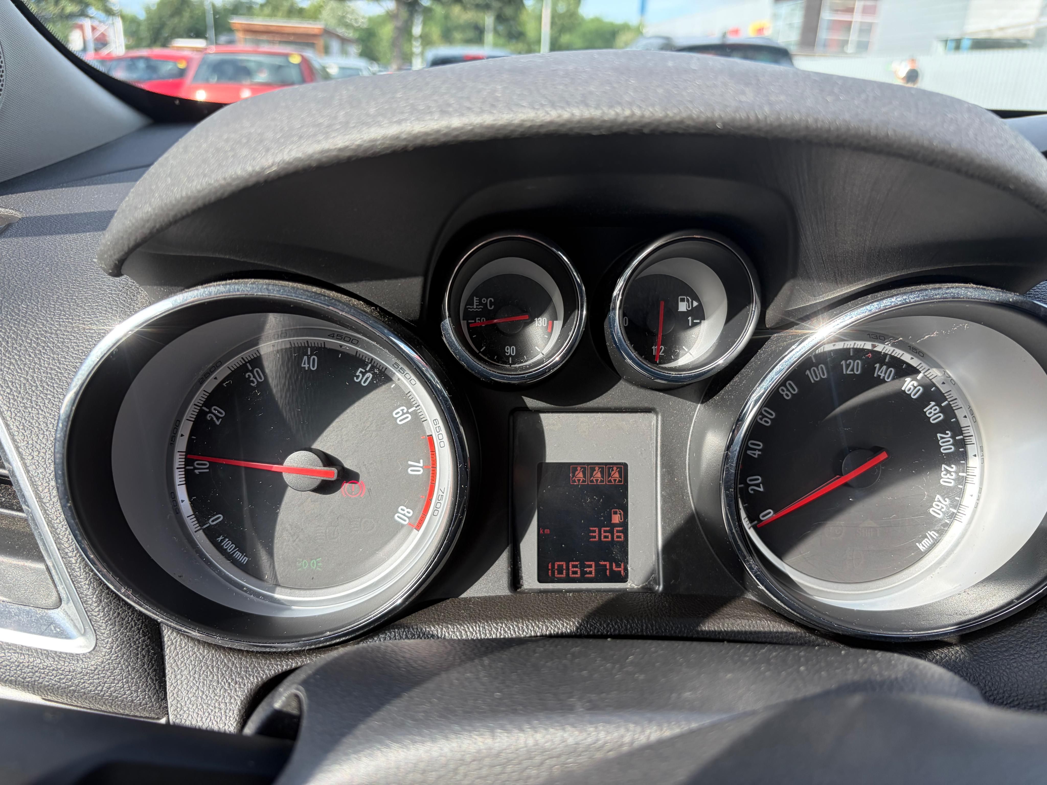 Opel Mokka, 1.4 Turbo- Servisováno - fotka 6