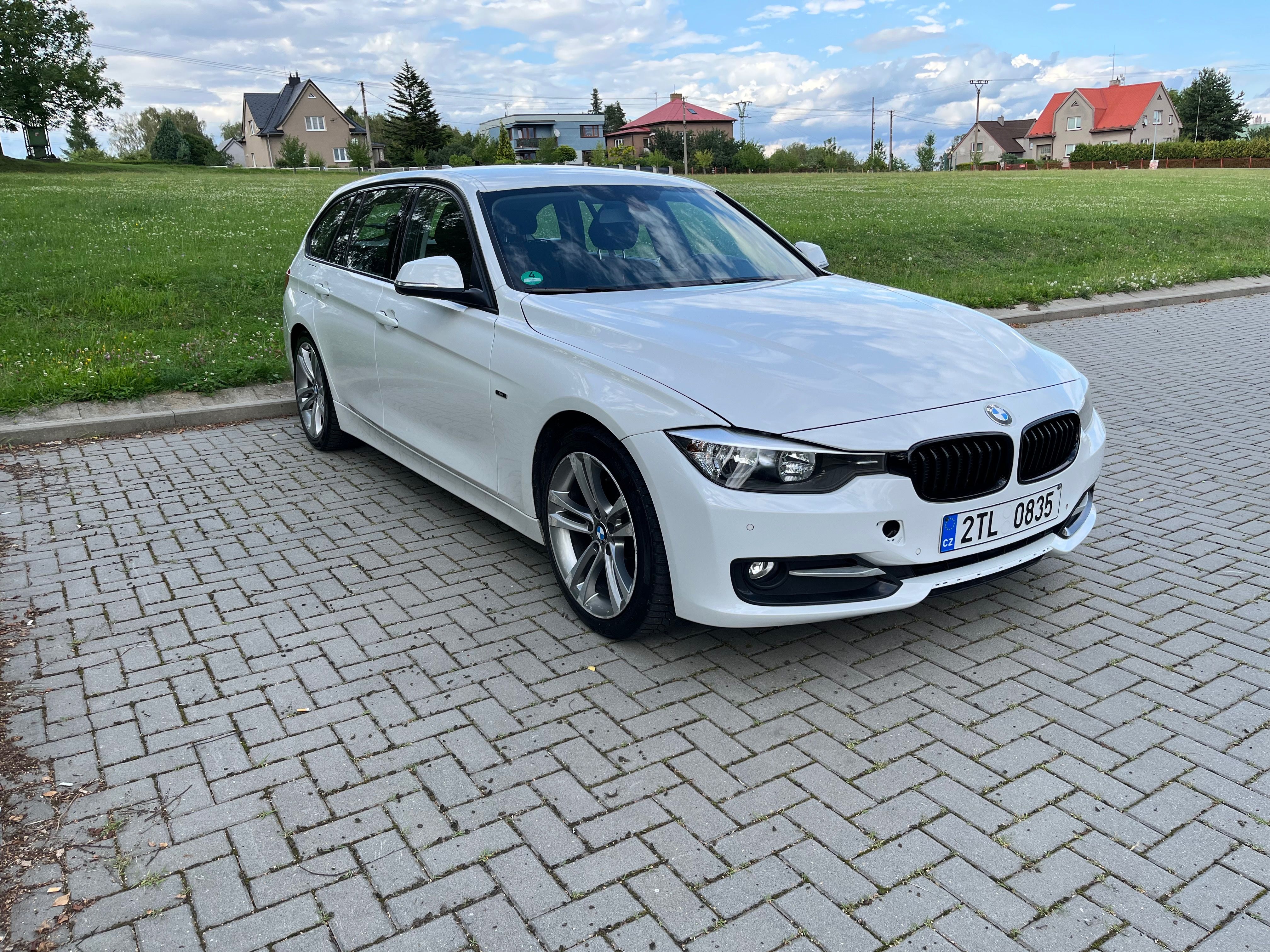 BMW Řada 3, BMW Řada 3, 320d, 135kw, Sport - fotka 5