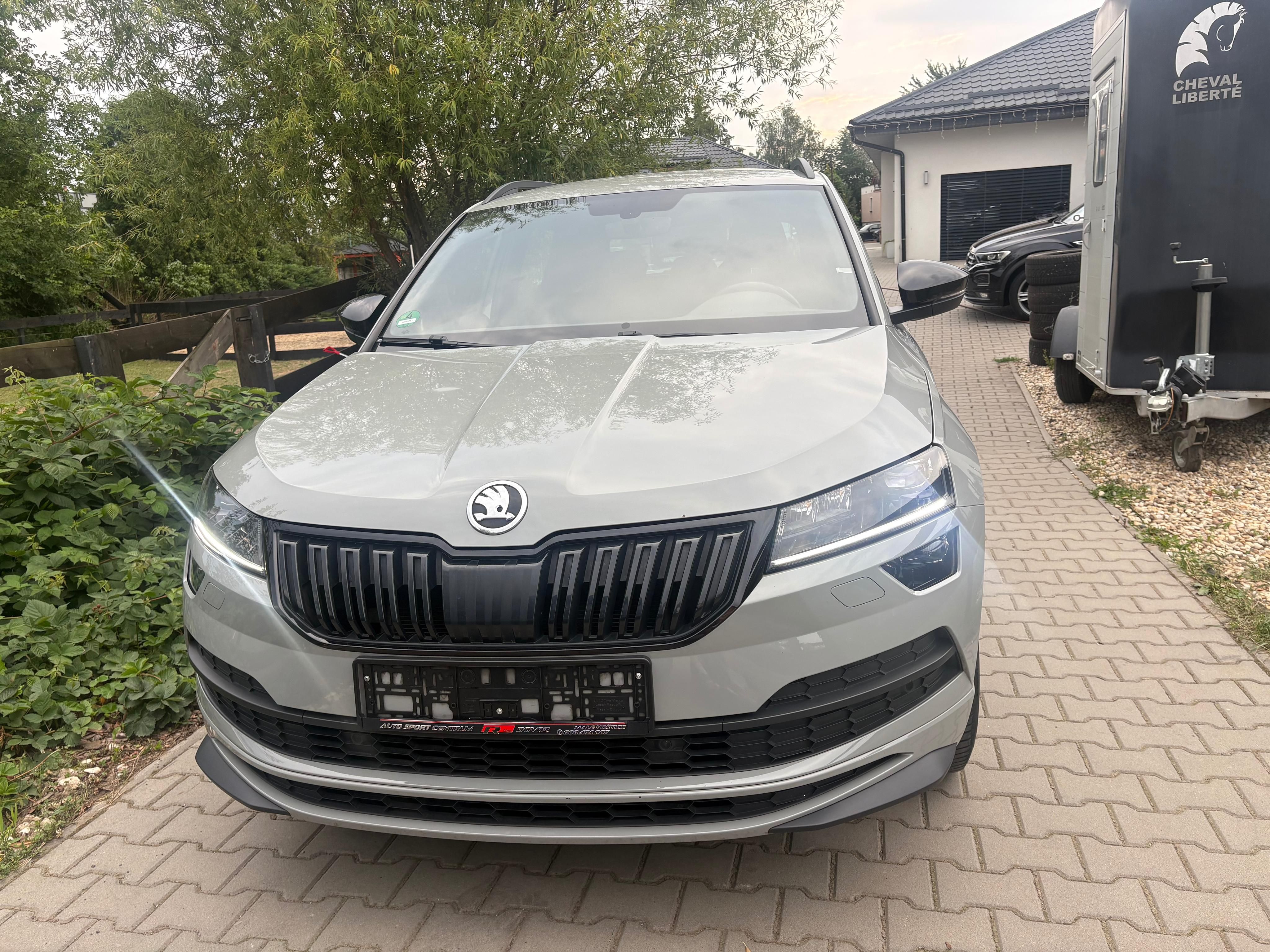 Škoda Karoq, 1.5TSI Dsg Sportline - fotka 3