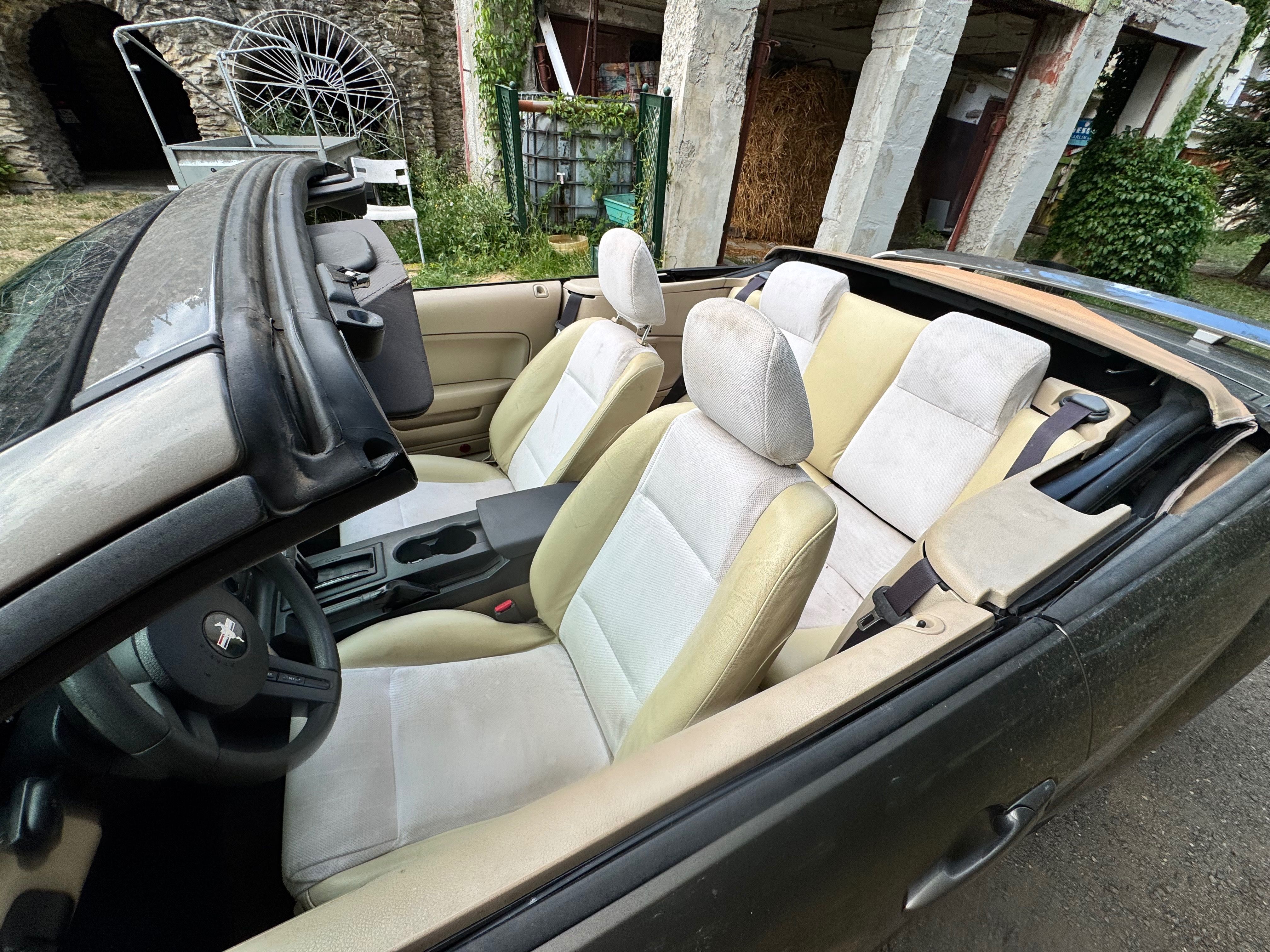 Ford Mustang, Mustang Cabrio 4,0 - fotka 2