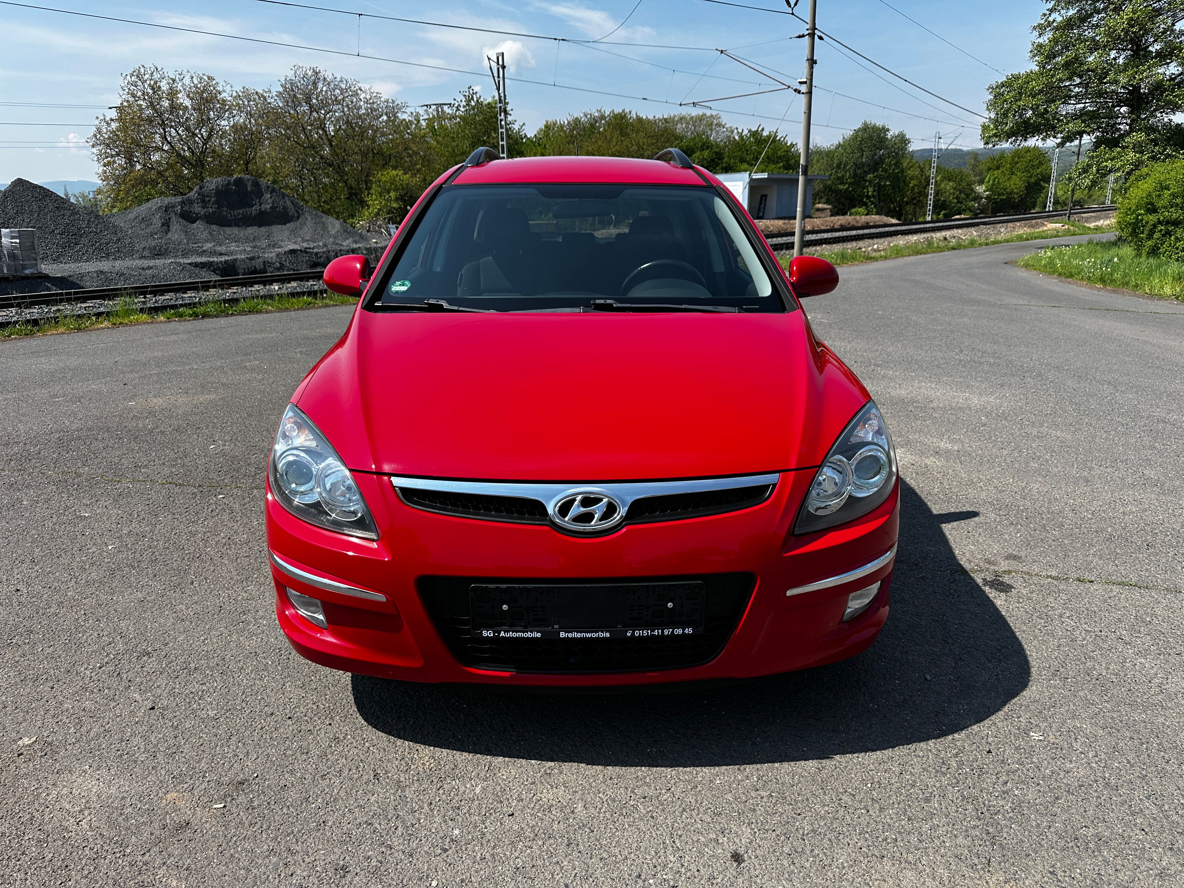 Hyundai i30, HYUNDAI i30 CW, 1,4, r.v.2010 - fotka 2
