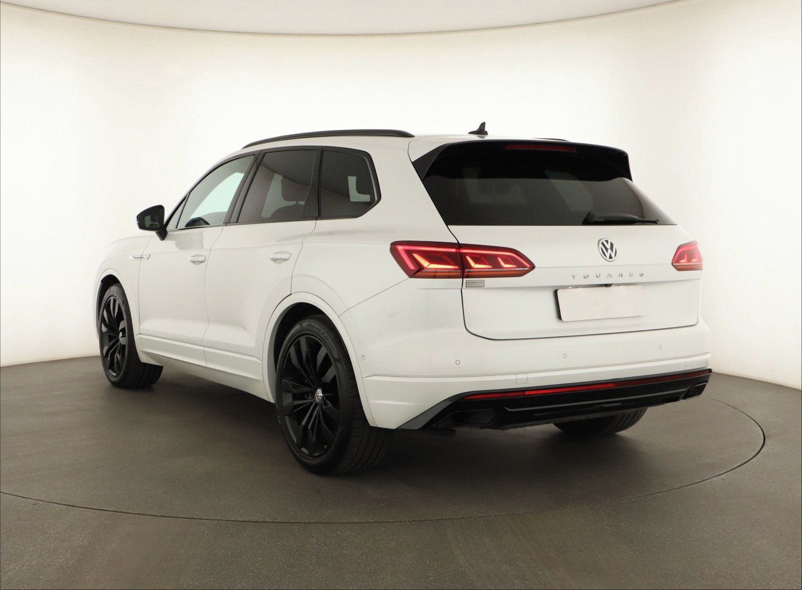 Volkswagen Touareg, V8 TDI, R-Line - fotka 4