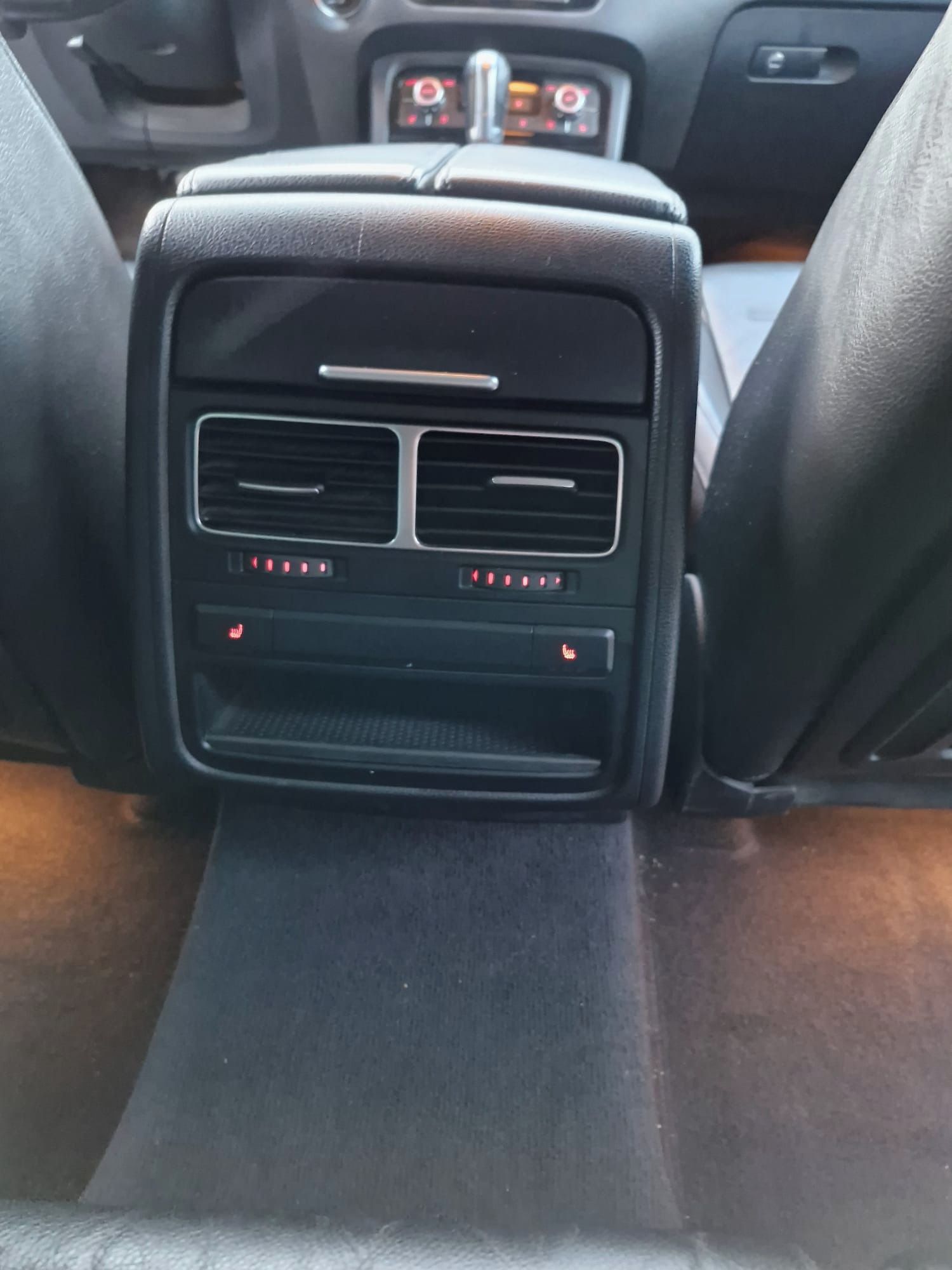 Volkswagen Touareg, Volkswagen Touareg, R-LINE 3.0 - fotka 4