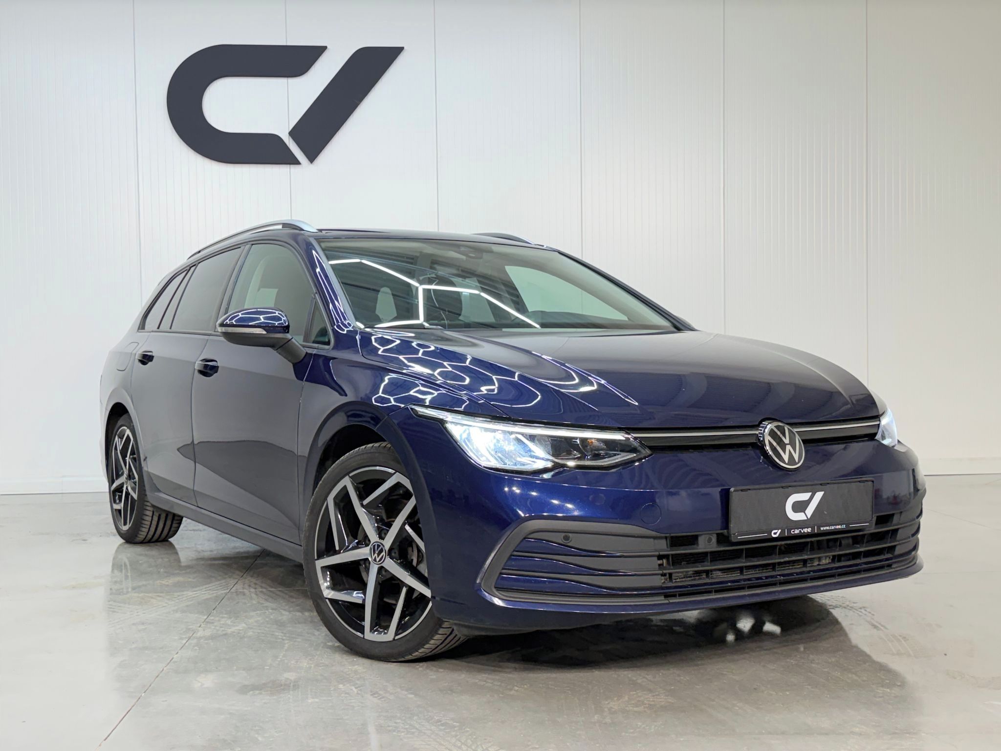 Volkswagen Golf, 2.0 TDI 110KW DSG - fotka 2