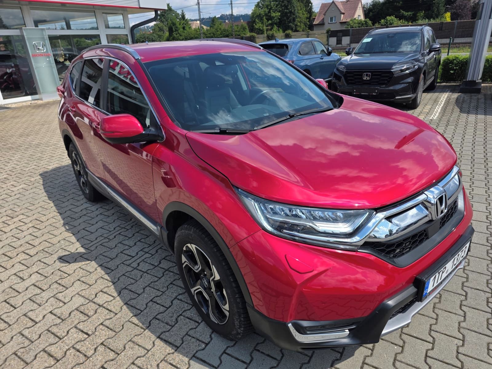 Honda CR-V, 1,5 Lifestyle 7MÍST Rezervace - fotka 2