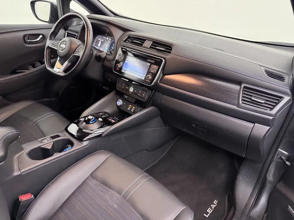 Nissan LEAF, 110kW 40kWh Tekna LED 1Maj DPH - fotka 4