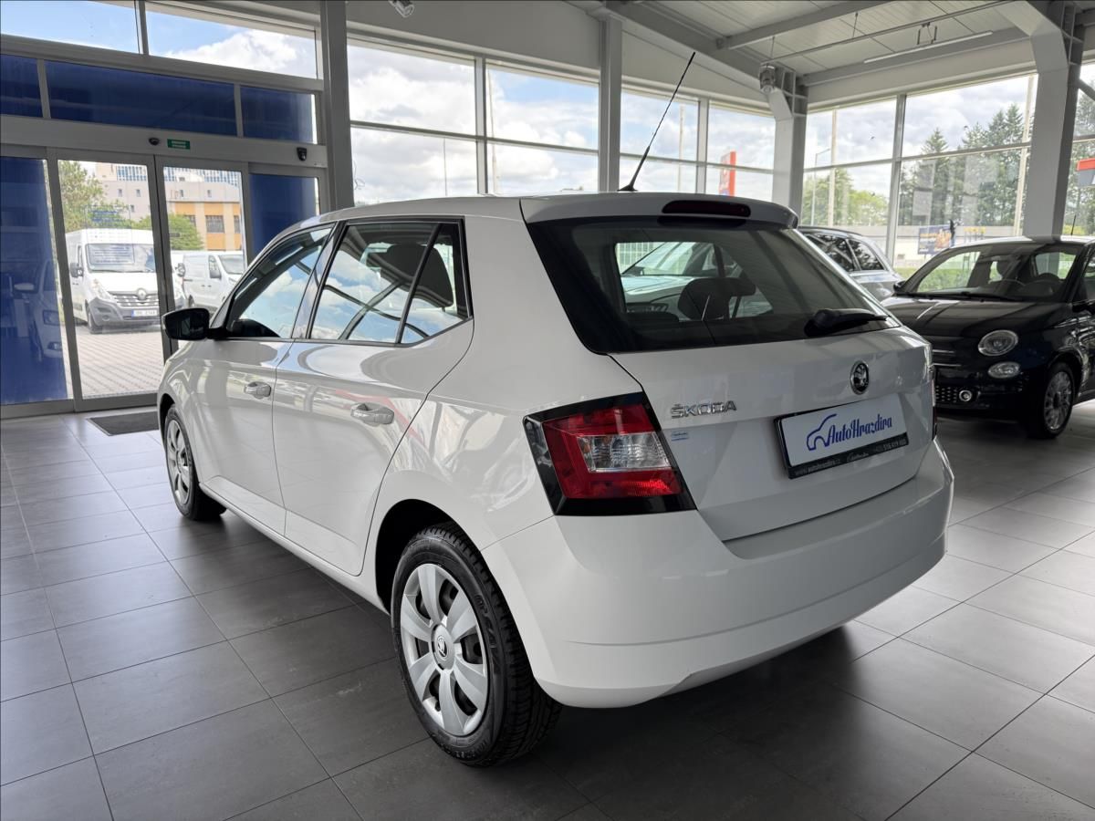 Škoda Fabia, 1,2   TSI 66kW,SERVISKA,2. MAJ - fotka 4