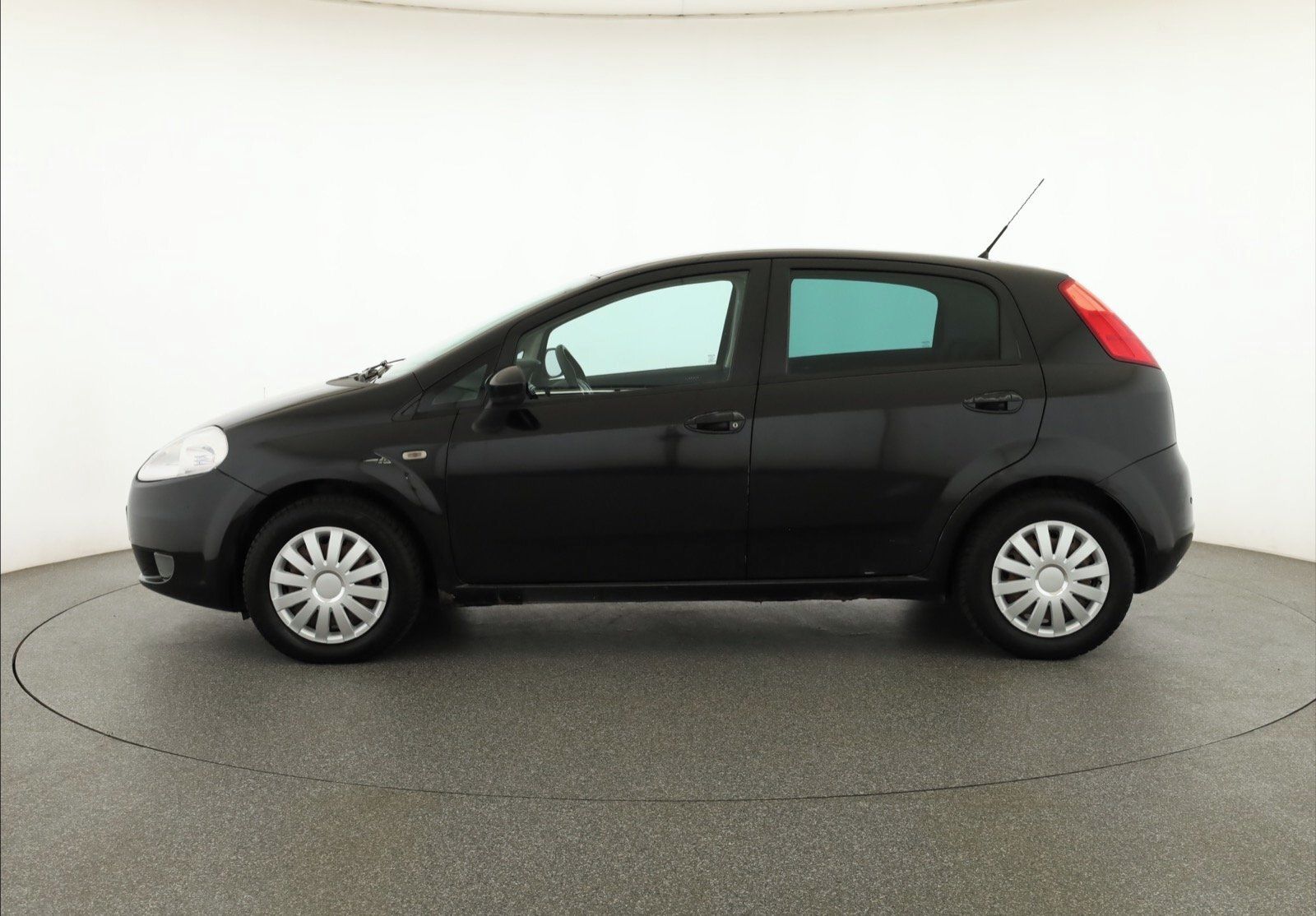 Fiat Grande Punto, 1.2, po STK, Klima - fotka 3
