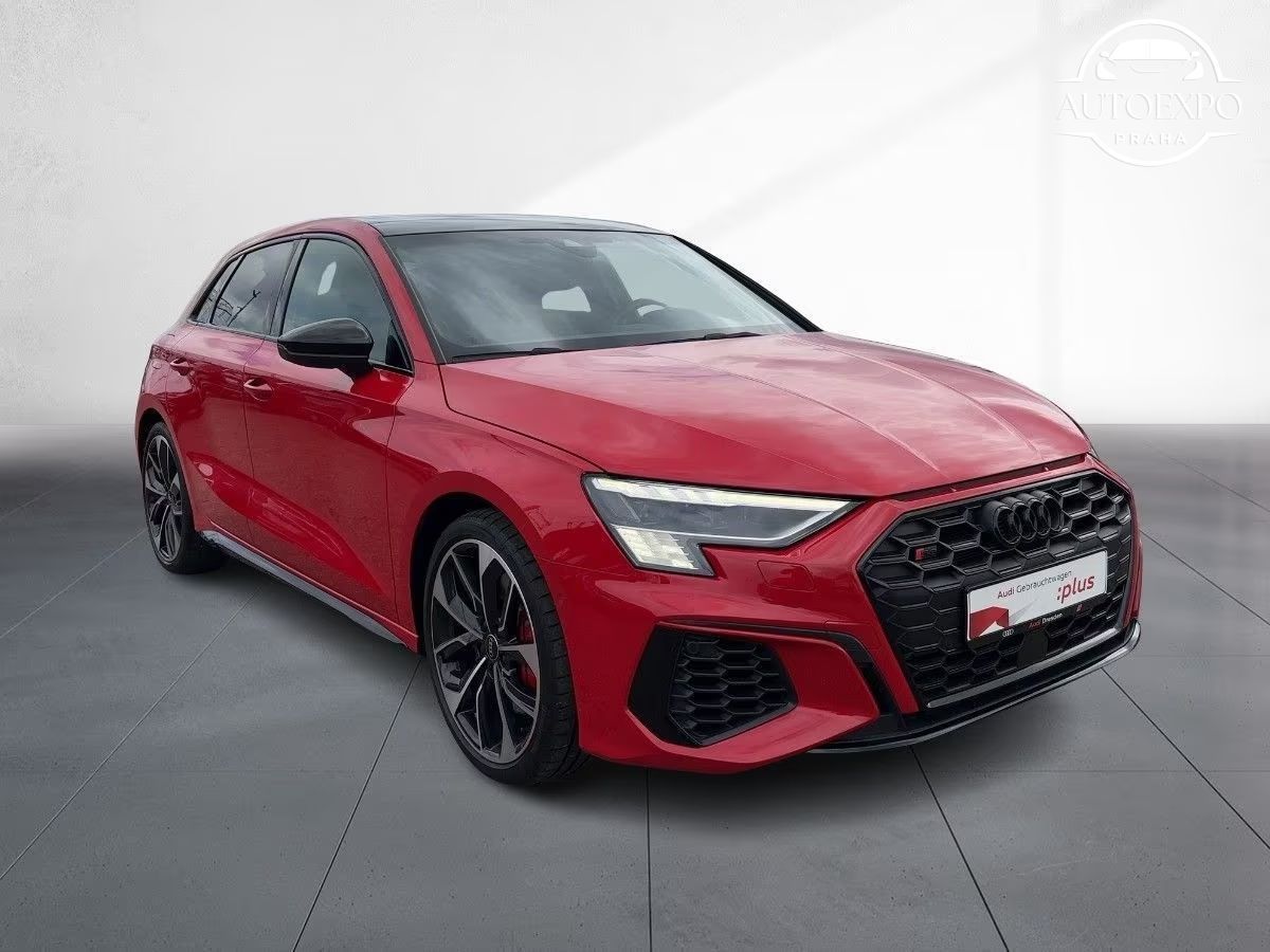 Audi S3, Sportback 2.0 TFSI - fotka 2