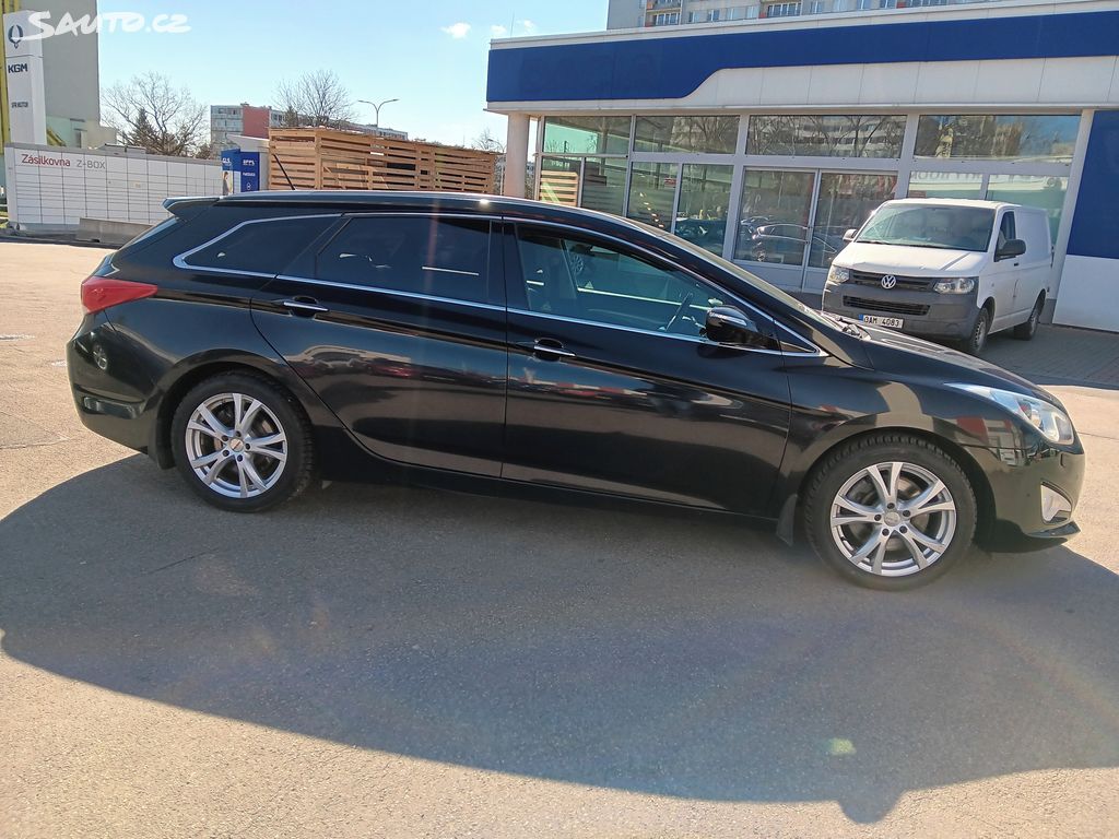 Hyundai i40, 1.7 CDTI 100kW - fotka 5