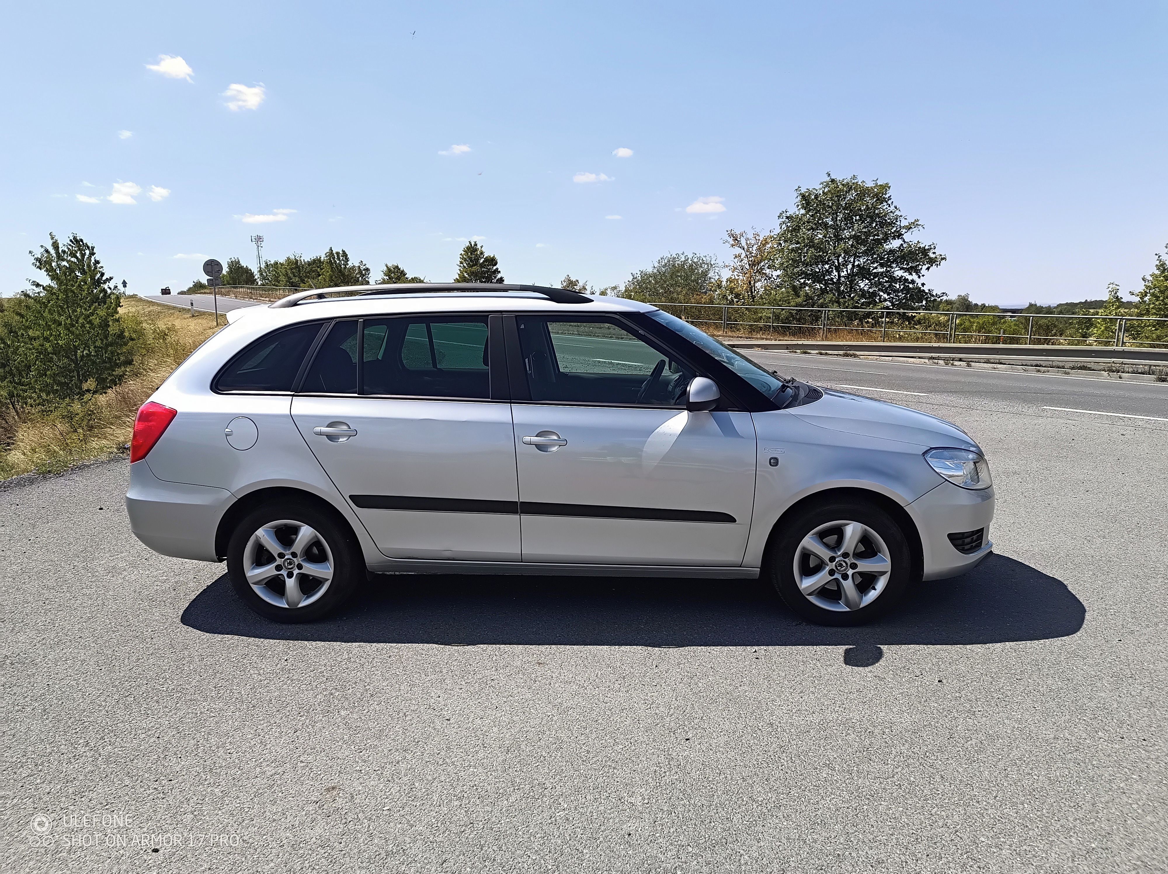 Škoda Fabia, 1.2 TSi !!54 000 Km!! serviska - fotka 4
