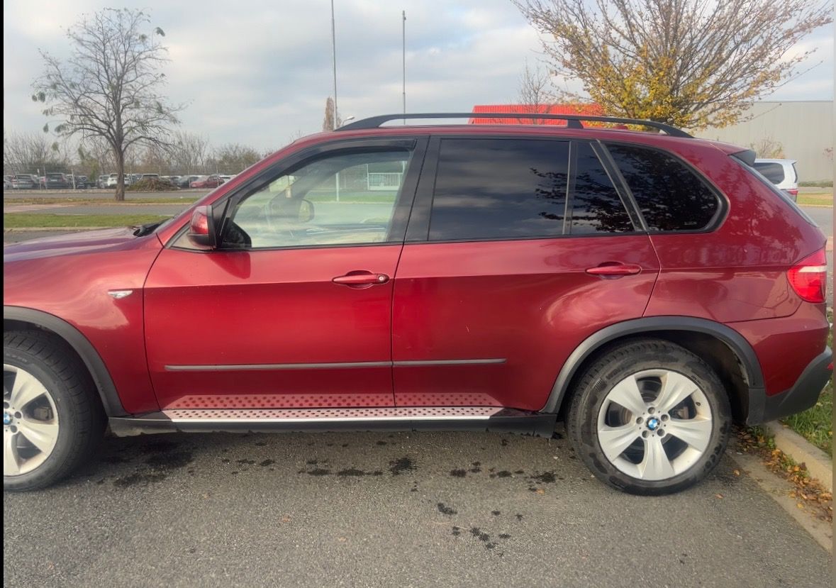 BMW X5, 3.0 X70 - fotka 3