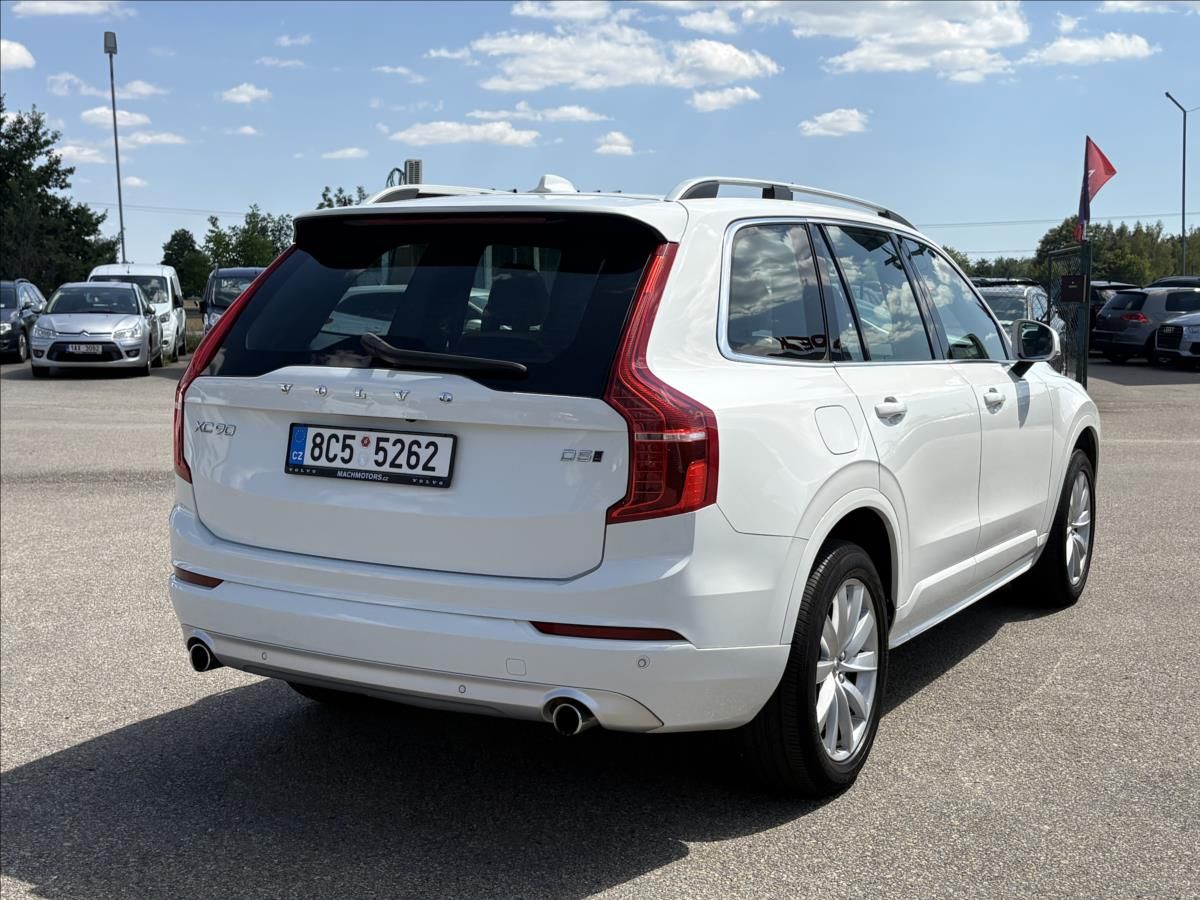 Volvo XC90, 2,0 D5 173kW,Led,Kůže,ACC,1Maj - fotka 2