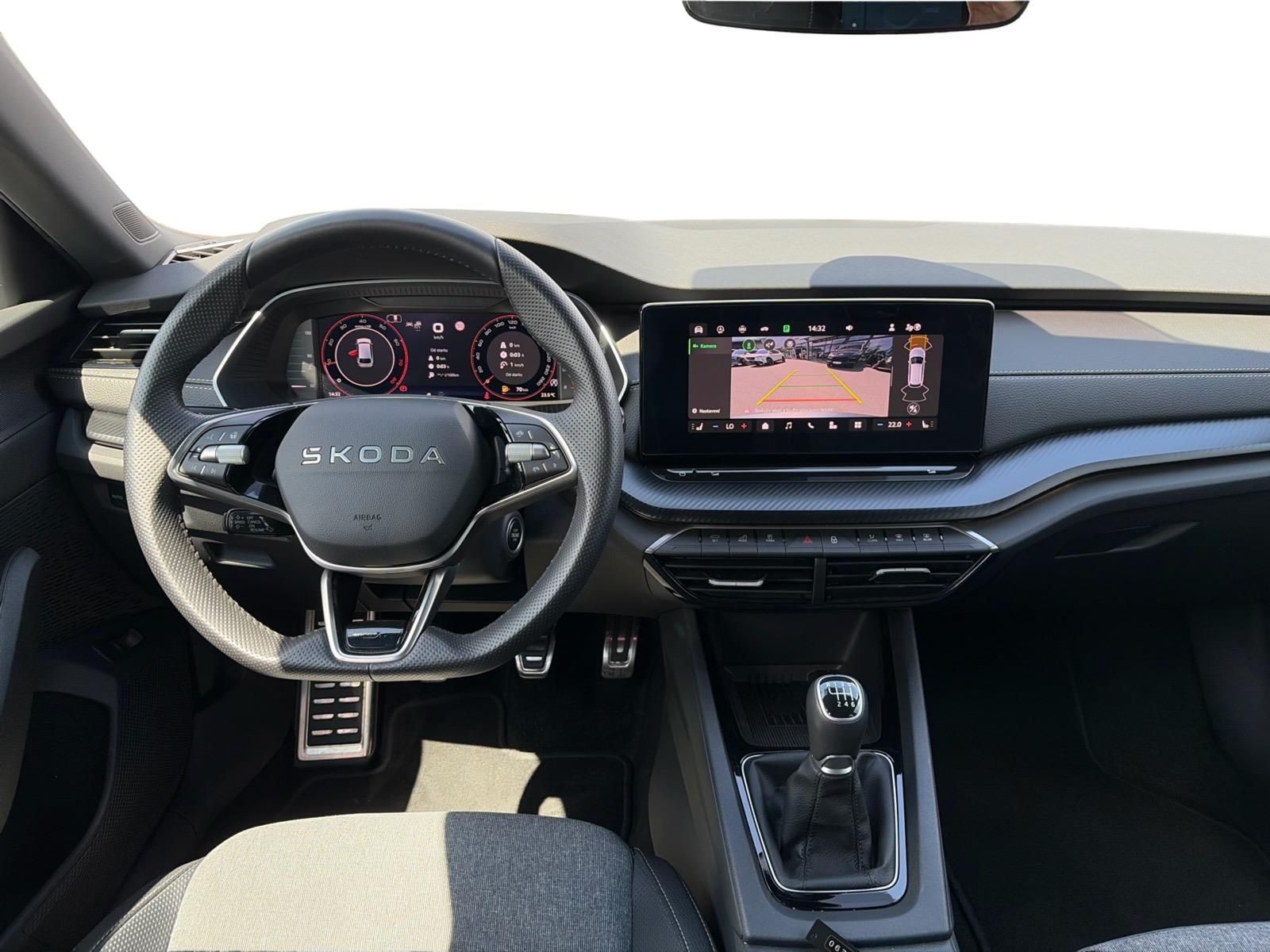 Škoda Octavia, 1.5TSi 110kW Sportline - fotka 6