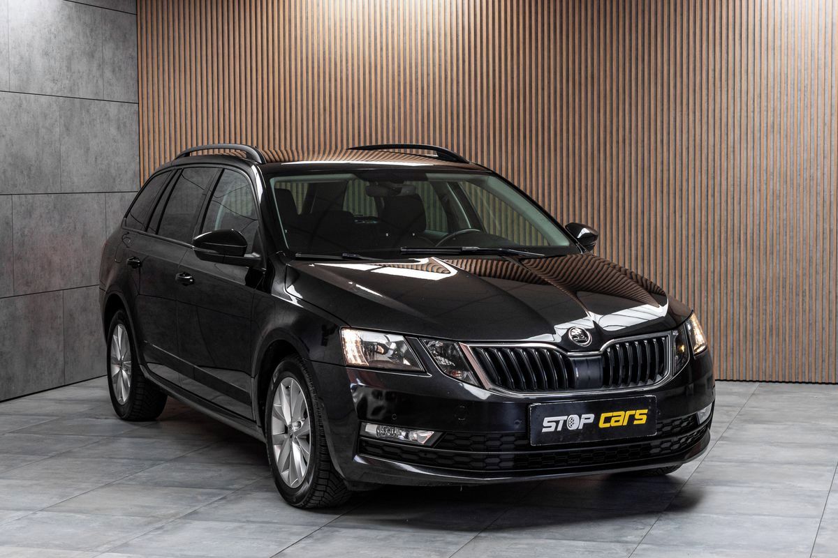 Škoda Octavia, 1.6 TDI 85kW *MirrorLink*ACC* - fotka 3
