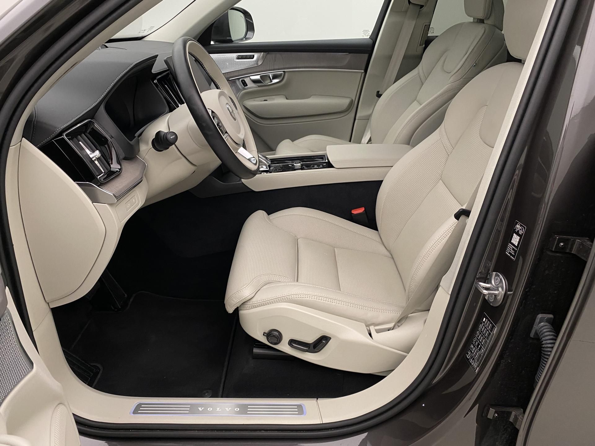 Volvo XC90, T8 AWD RECHARGE BRIGHT PLUS 7m - fotka 3