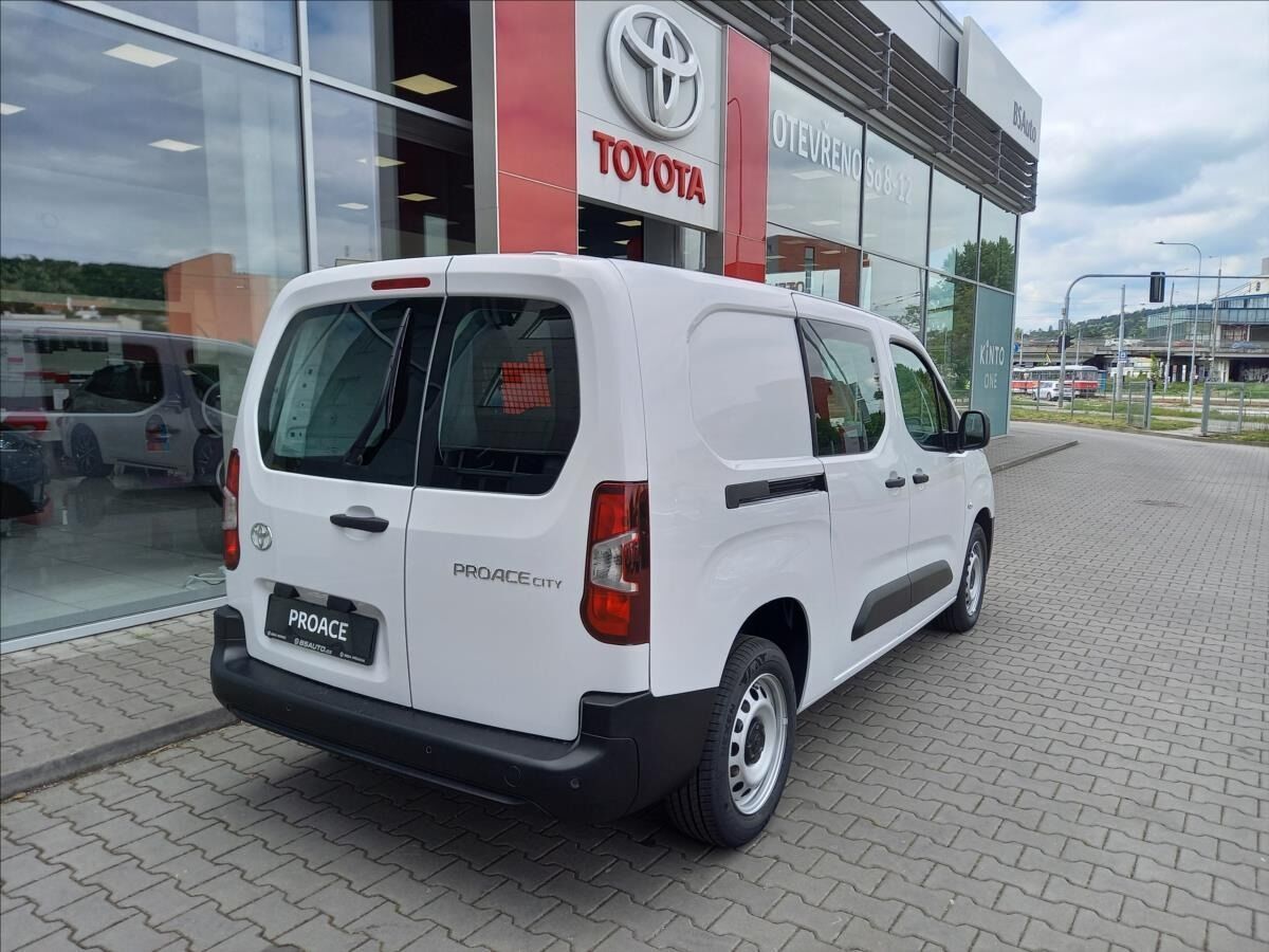 Toyota Proace City, 1,5 Crew Cab L2 5S 1,5D 100k - fotka 4