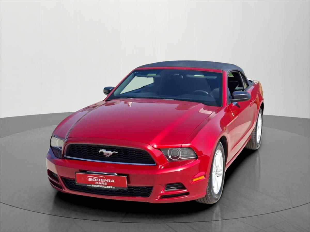 Ford Mustang, 3,7 V6 227 Kw cabrio - fotka 5