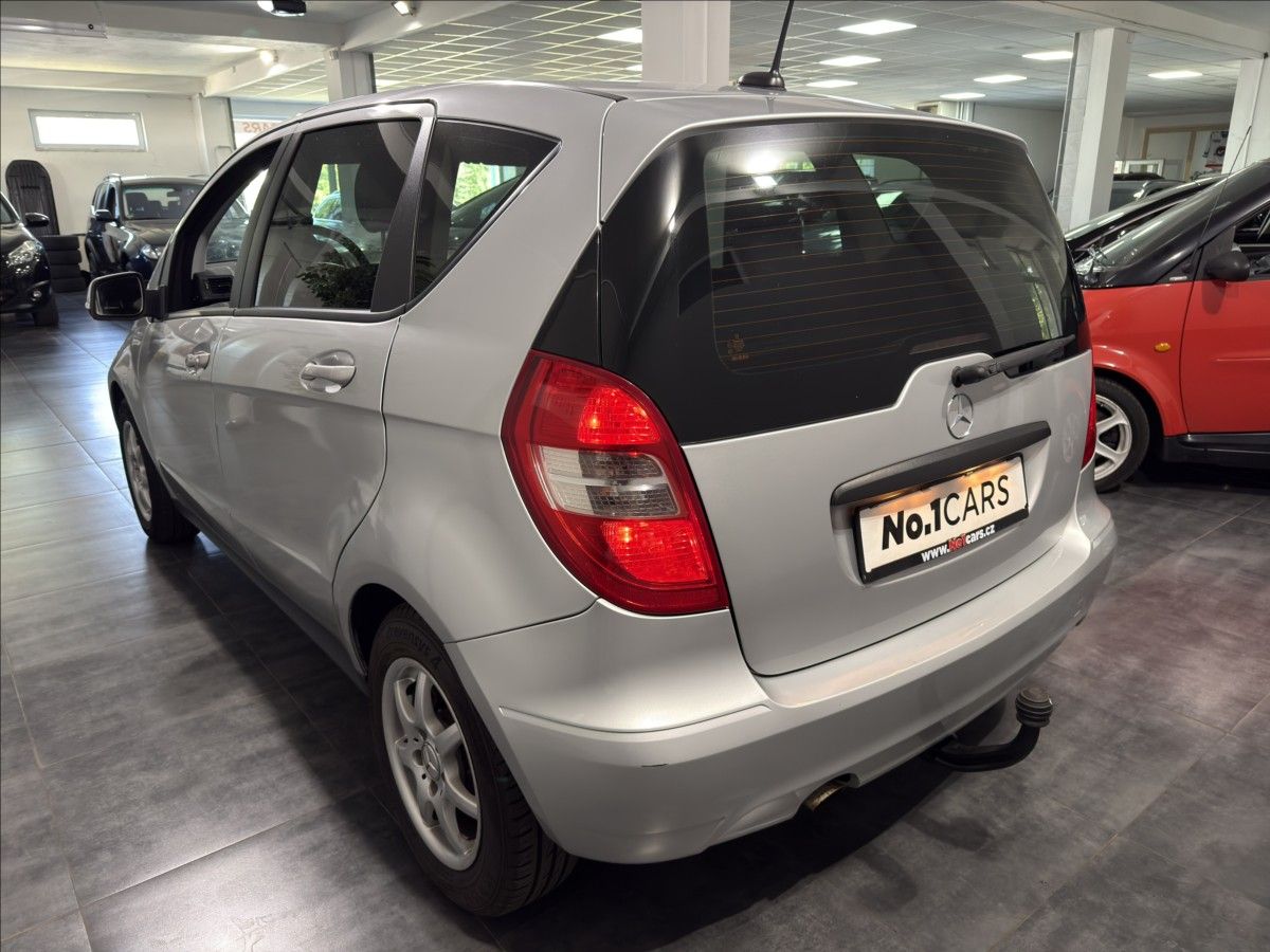 Mercedes-Benz Třídy A, 1,7   180 KLIMATIZACE TAŽNÉ - fotka 4