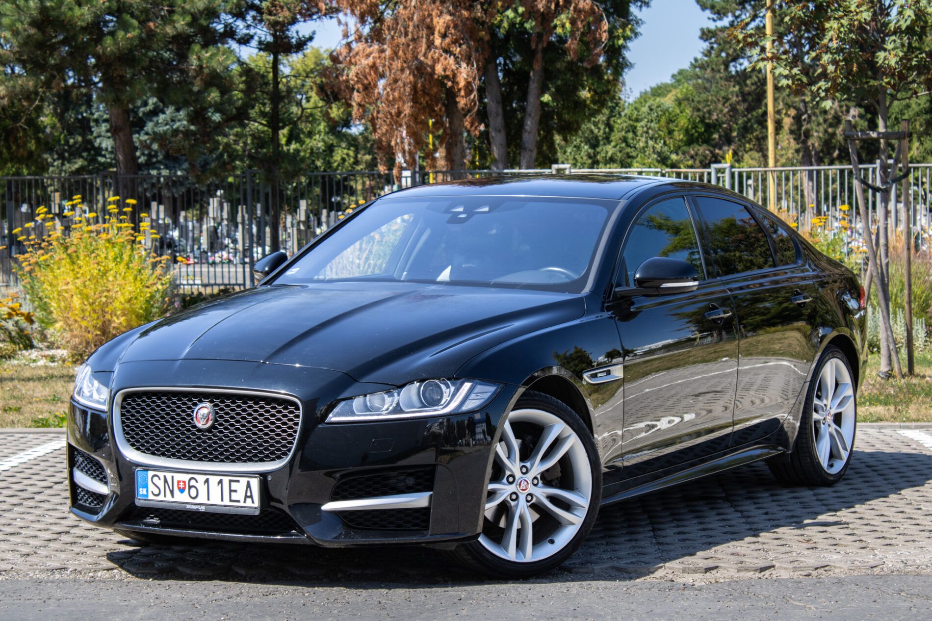 Jaguar XF