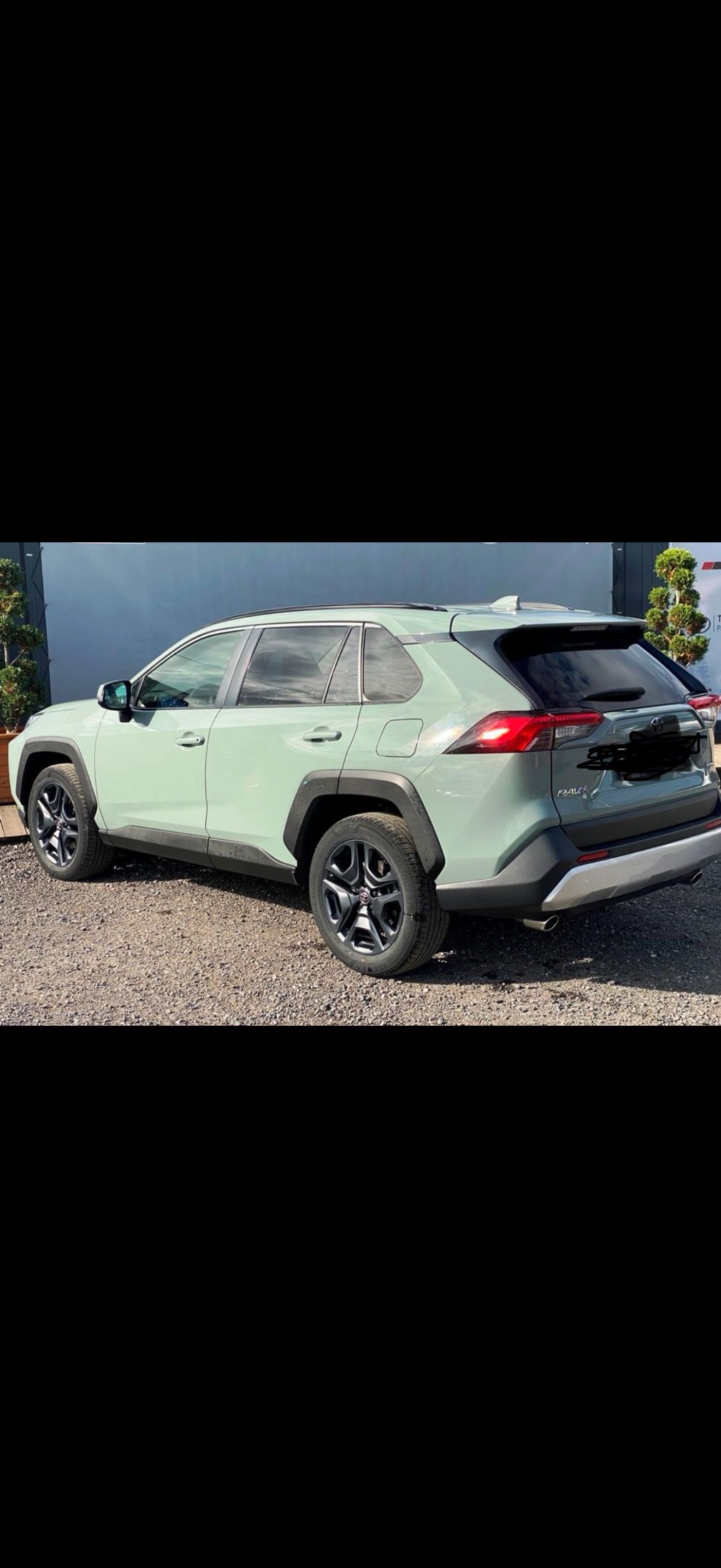 Toyota Rav4, 2.5 HEV 4x4 ADVENTURE DPH - fotka 3