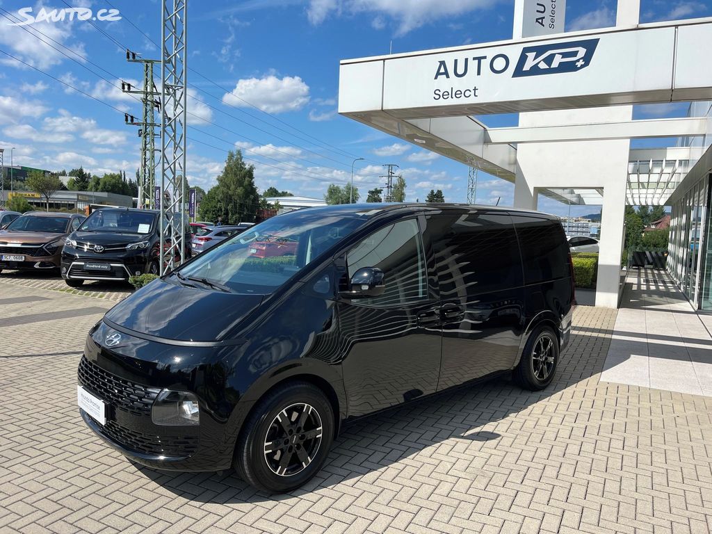 Hyundai Staria, 2.2 CRDi 130kW Comfort 9 míst