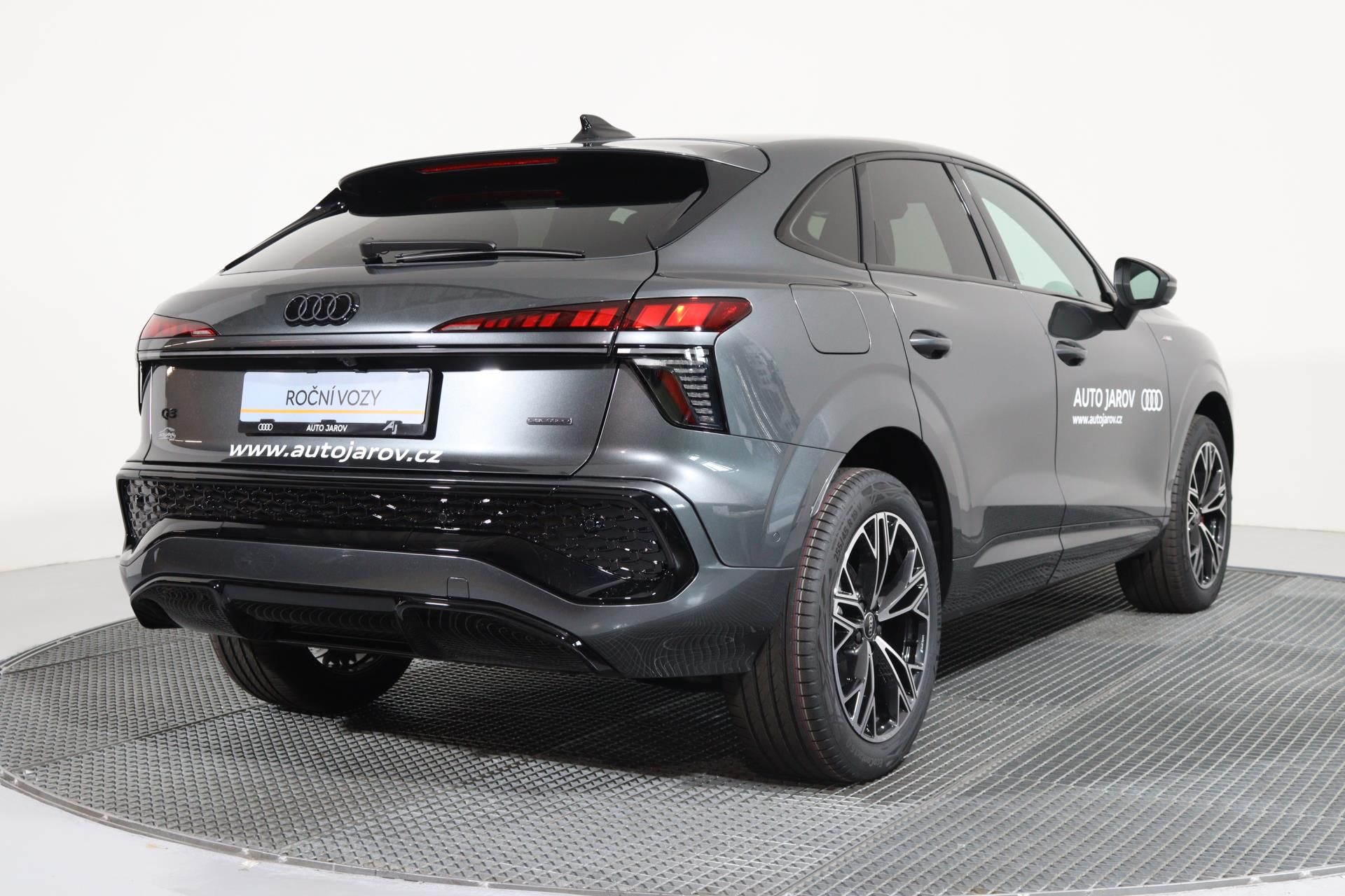 Audi Q3, Spb TFSI quattro Stronic - fotka 5