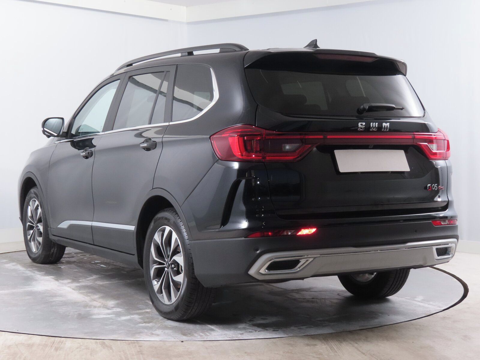SWM G5 PRO, 1.5 Turbo, 7 míst, ČR,1.maj - fotka 4