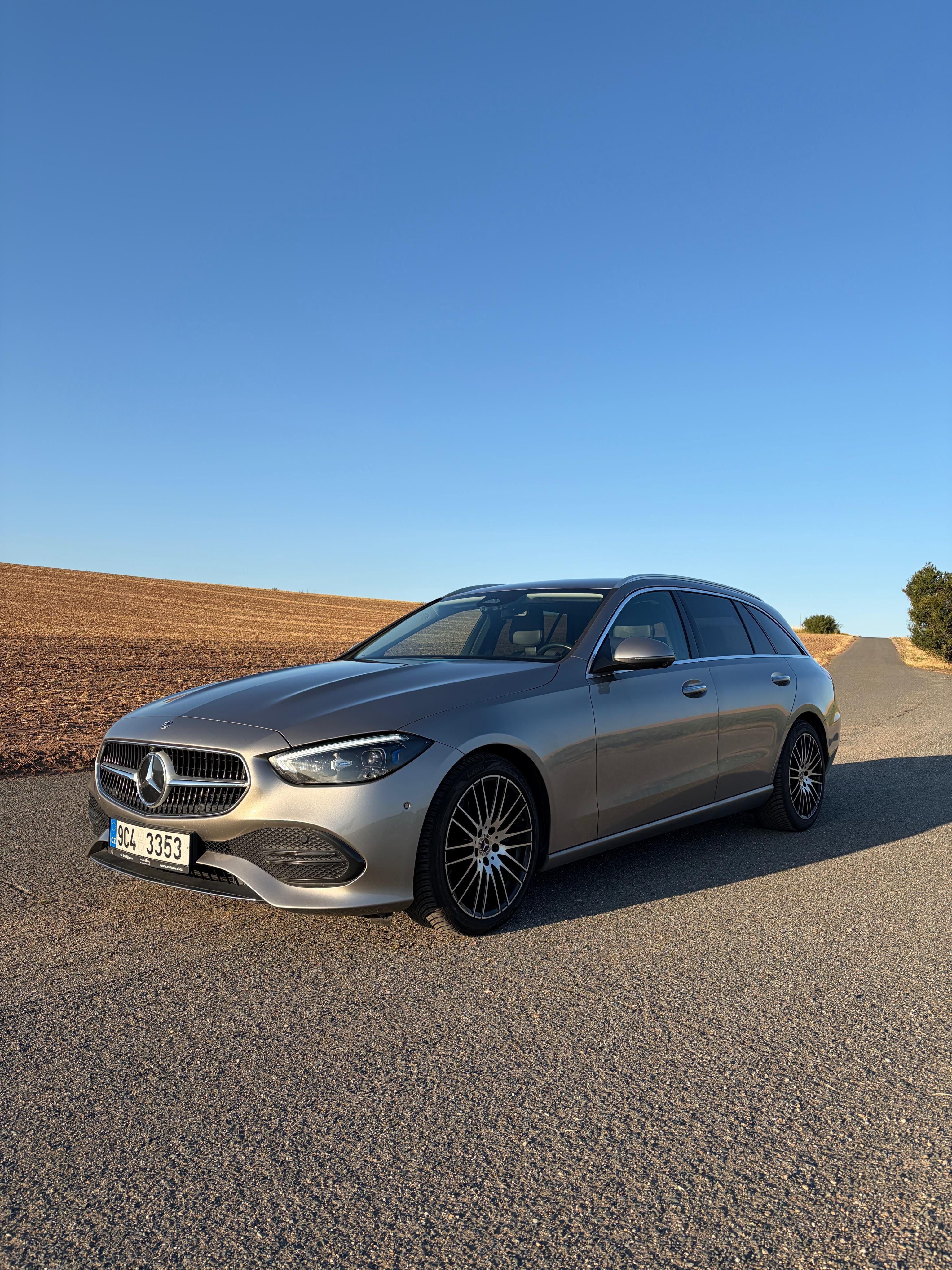 Mercedes-Benz Třídy C, 220d, 4-matic, ČR, 147kw - fotka 3
