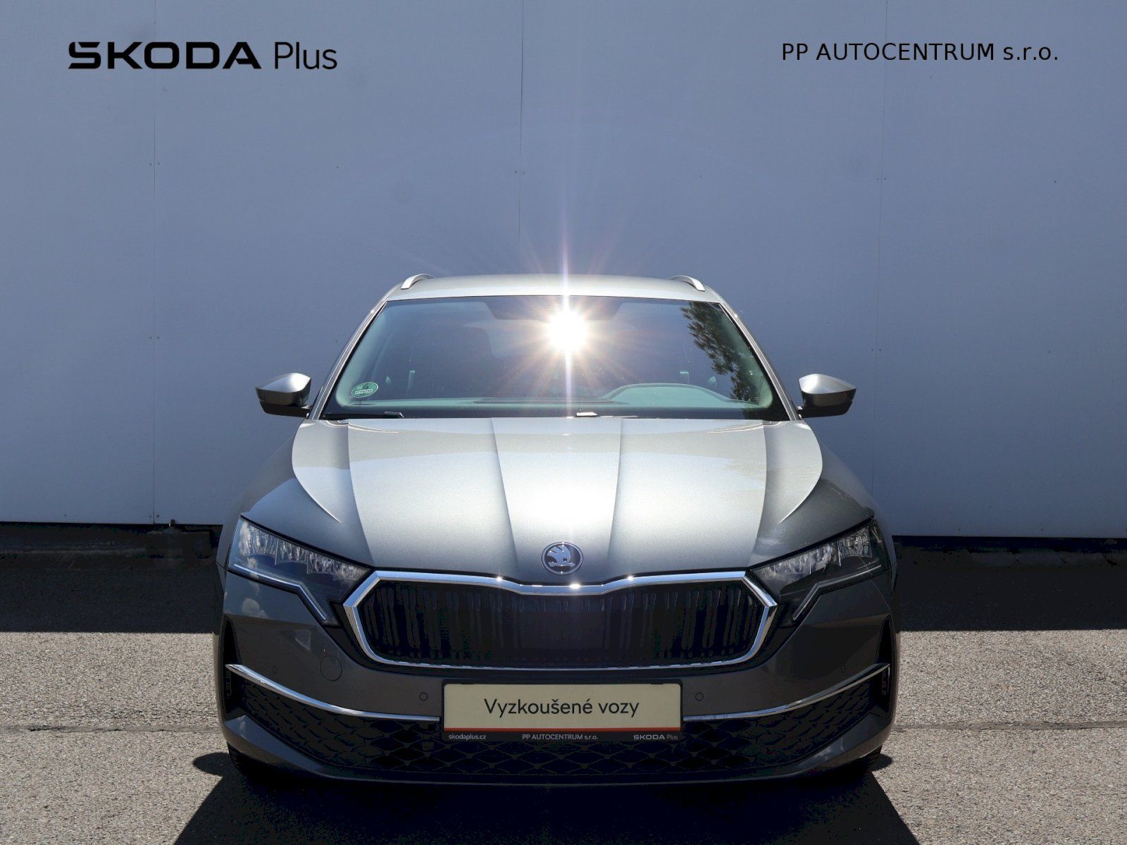 Škoda Octavia, Top Selection DSG 2.0TDI 110kW - fotka 4