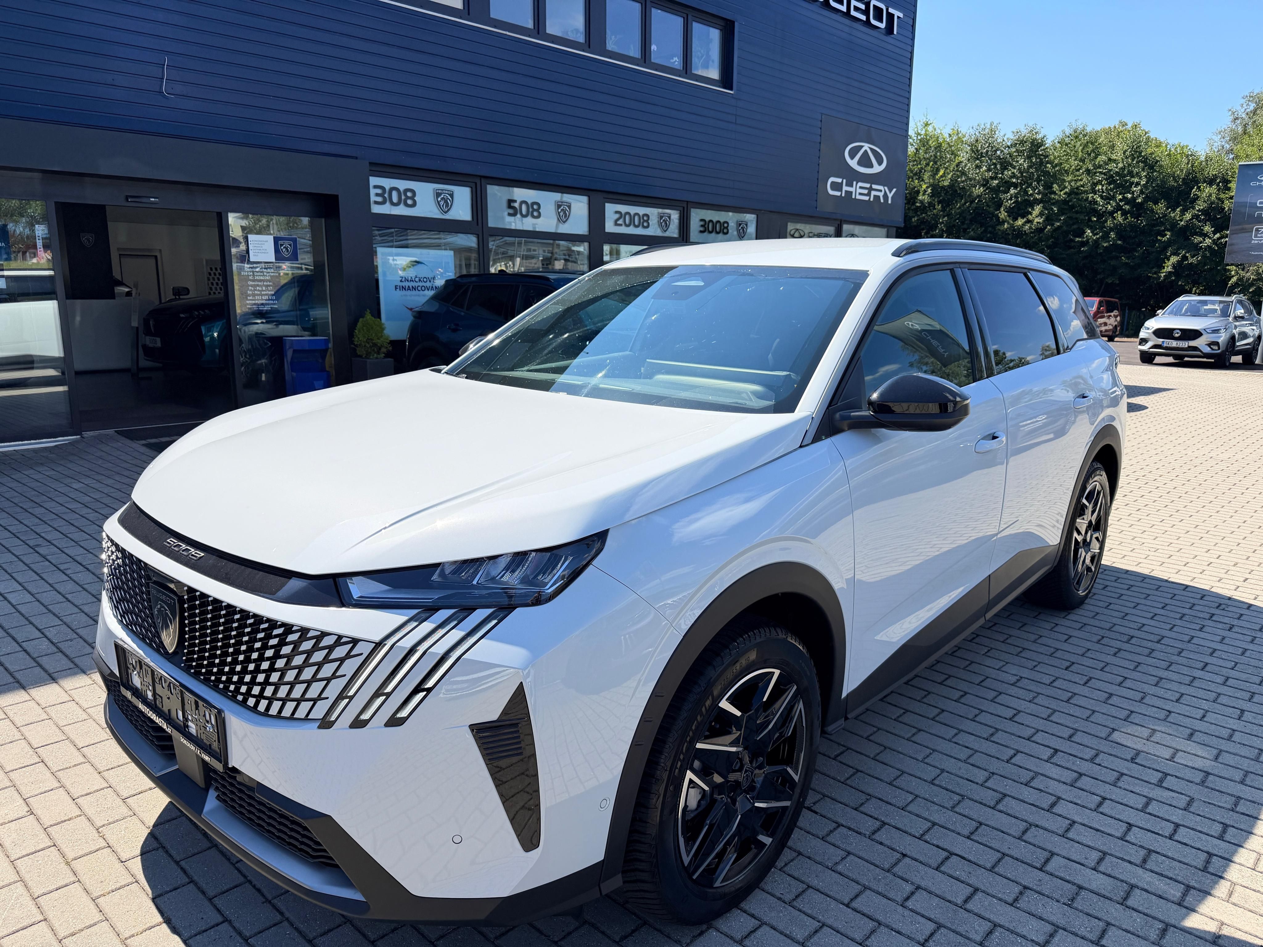 Peugeot 5008, BUSINESS Hybrid 145 e-DCS6 - fotka 2