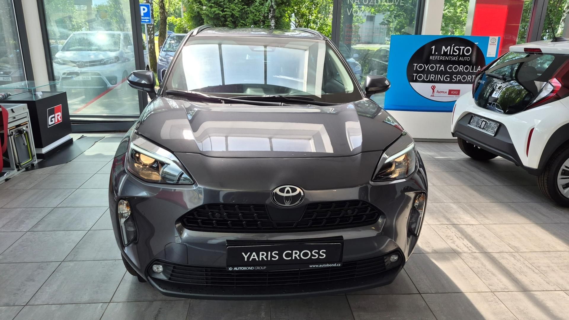 Toyota Yaris Cross, Comfort HEV 4x4, 1.5L, 130K - fotka 2