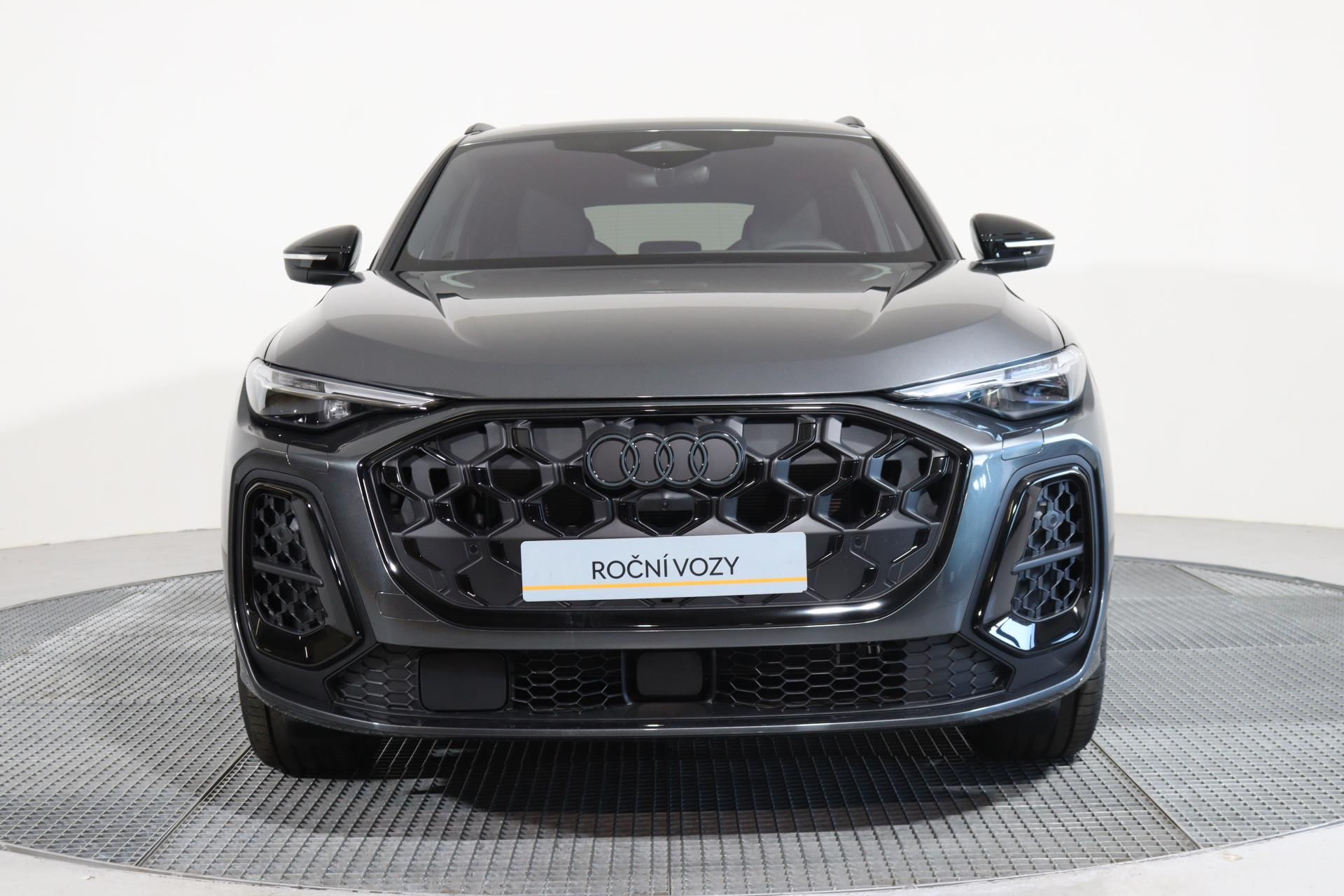 Audi Q5, TDI quattro Stronic - fotka 2