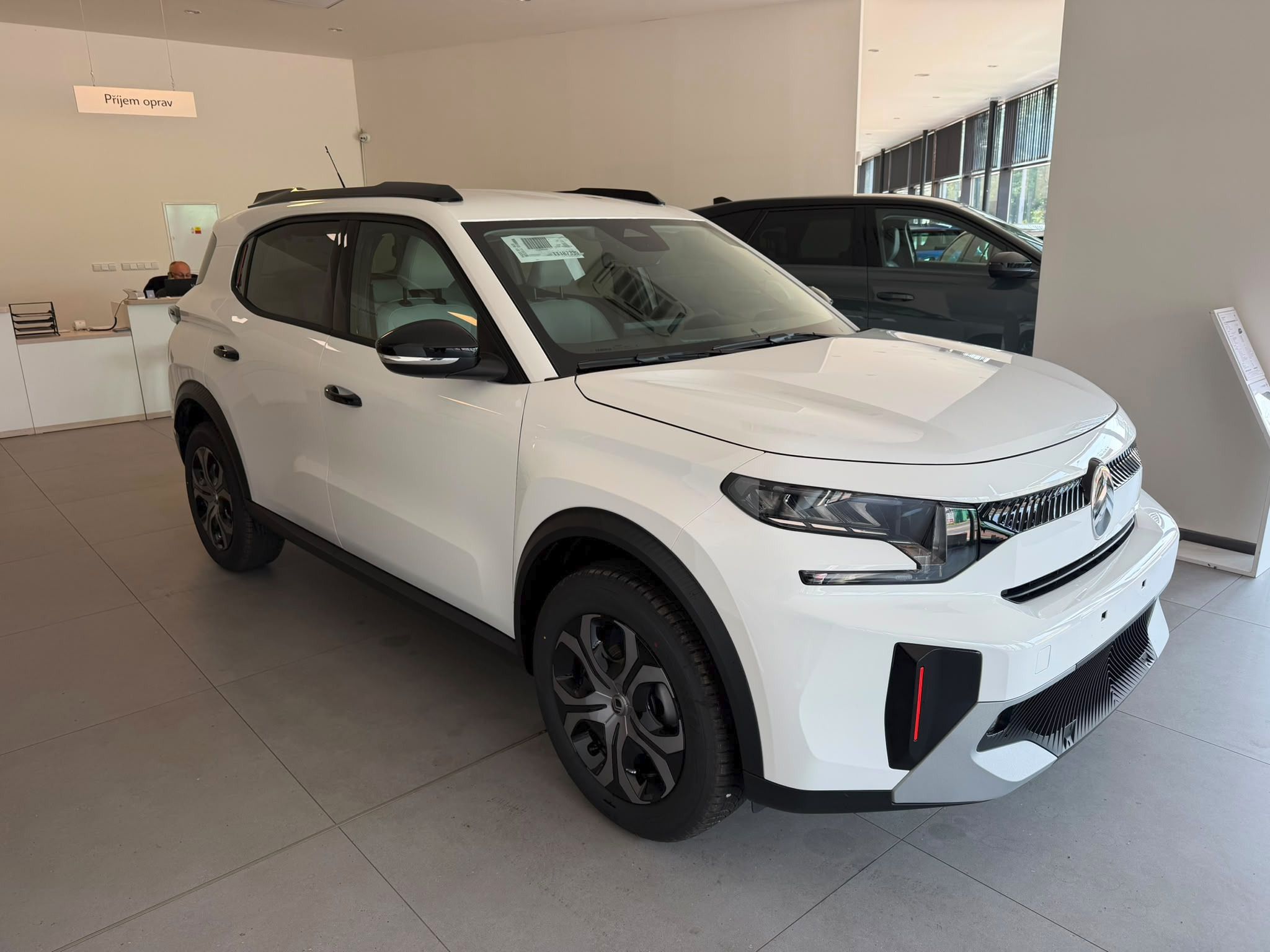 Citroën C3 Aircross, PLUS Turbo 100k Manual - fotka 3