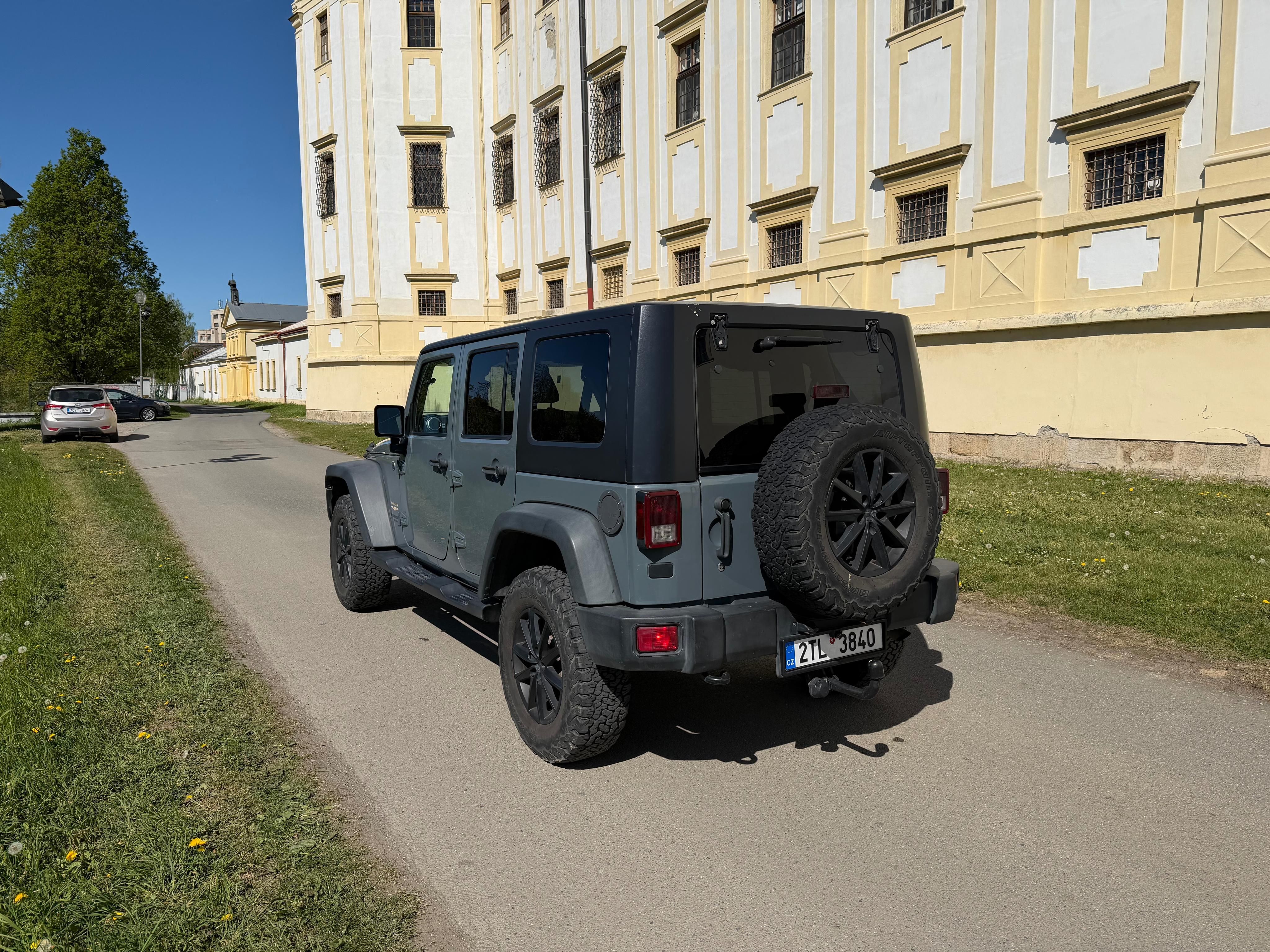 Jeep Wrangler, Jeep Wrangler unlimited sahara - fotka 3