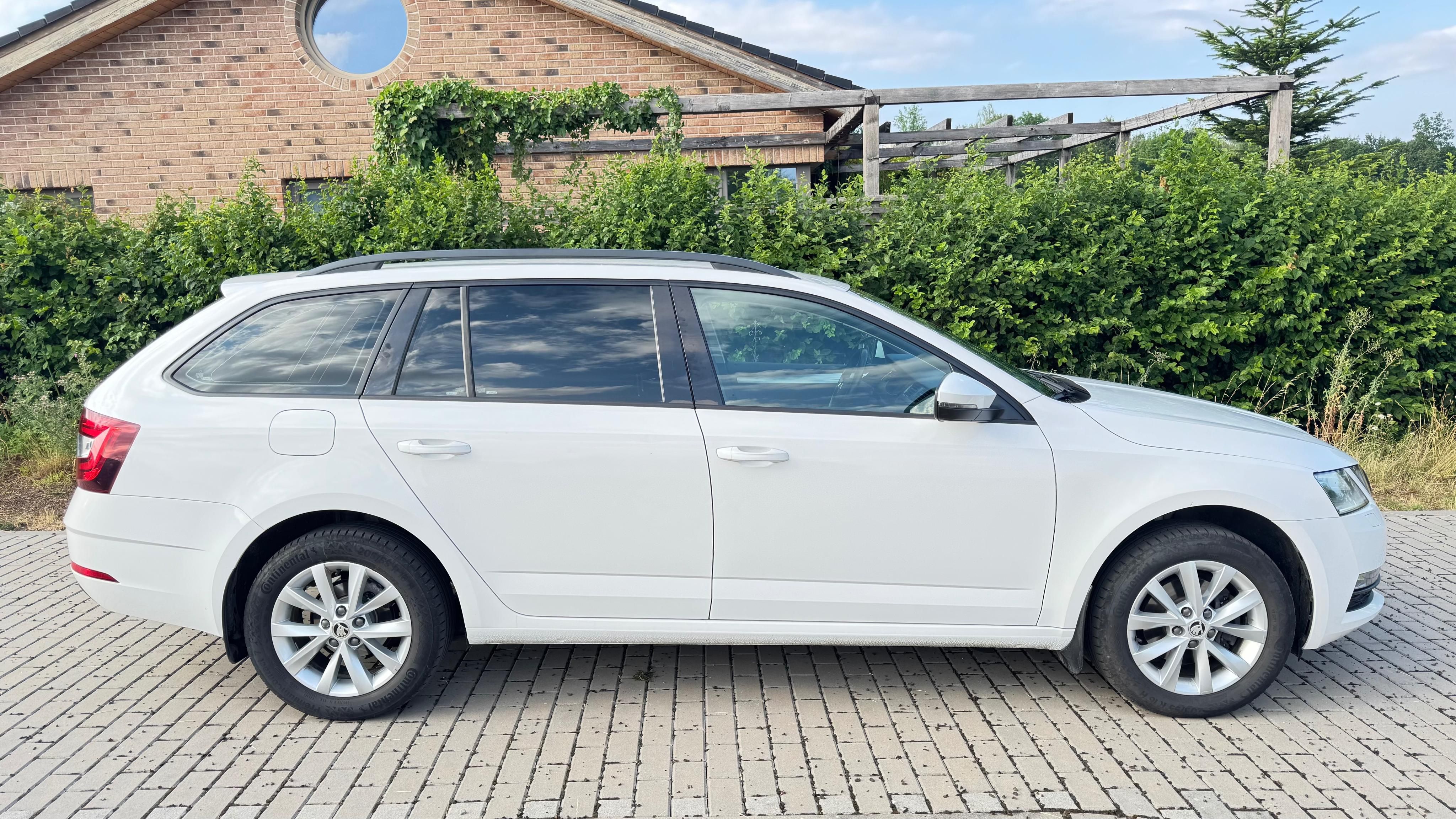Škoda Octavia, 2.0TDi 110kW AMBITION+ CZ - fotka 2