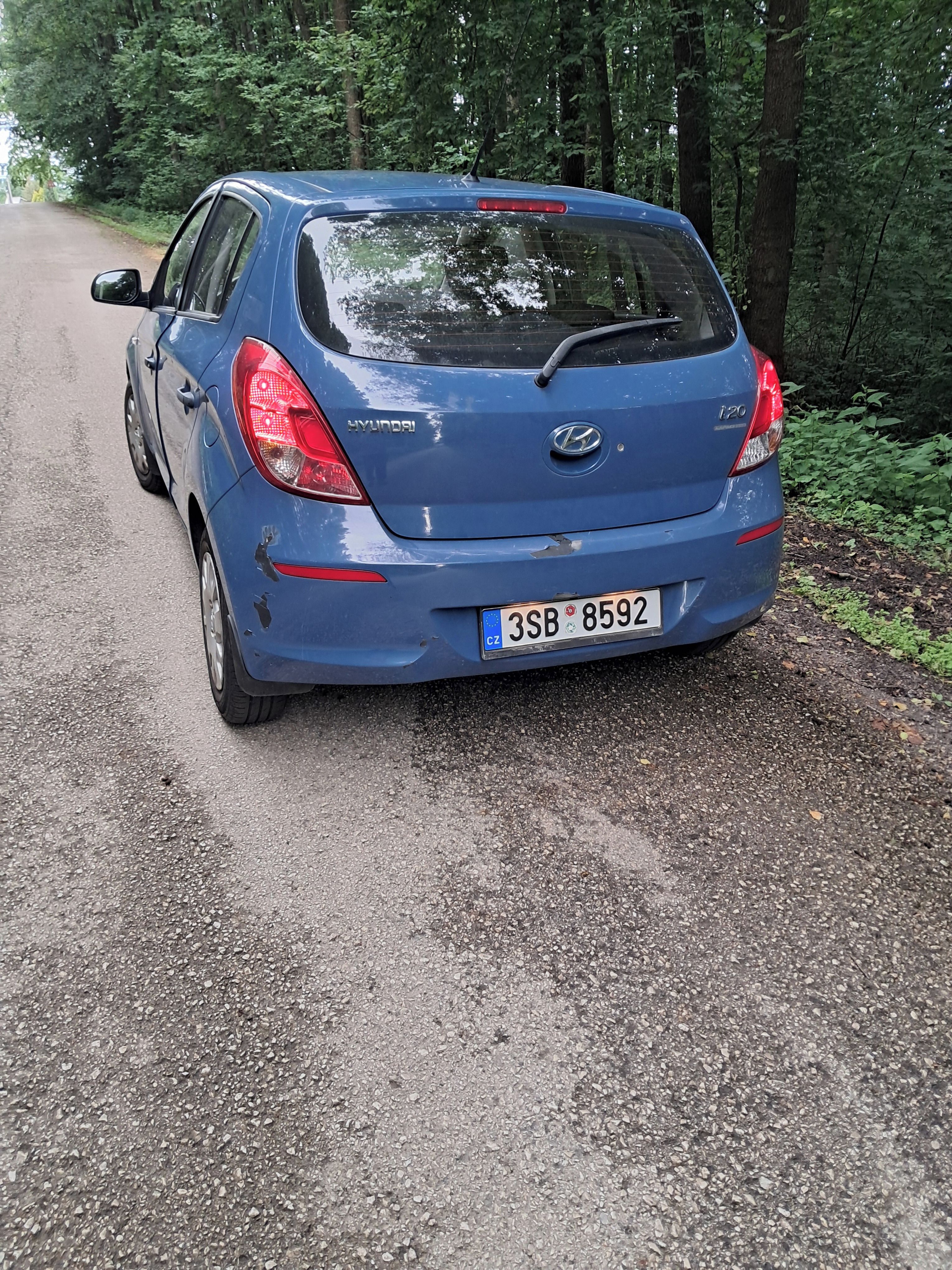 Hyundai i20, 1.2 benzin - fotka 3
