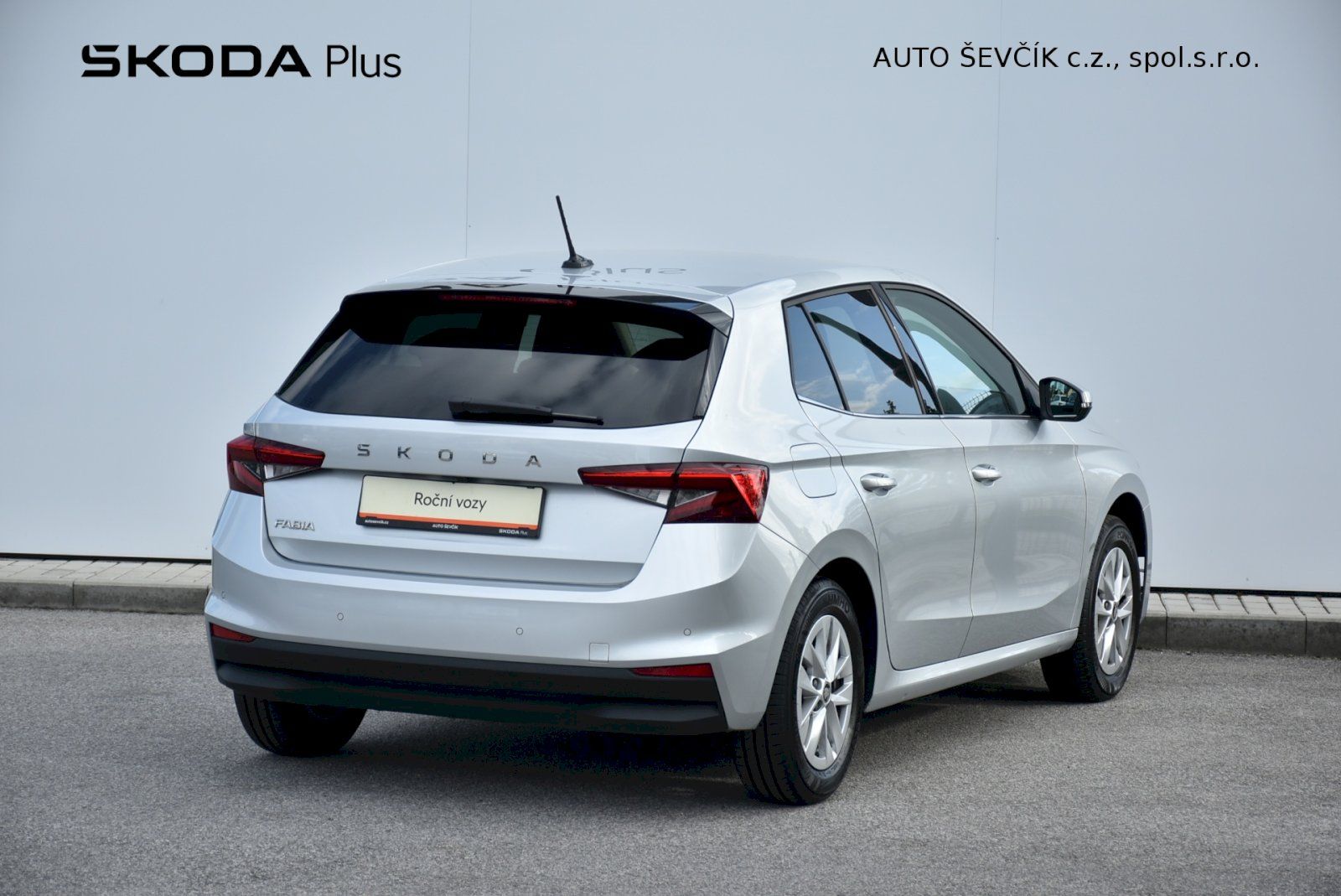 Škoda Fabia, Top Selection 1.0 TSI 85kW - fotka 2