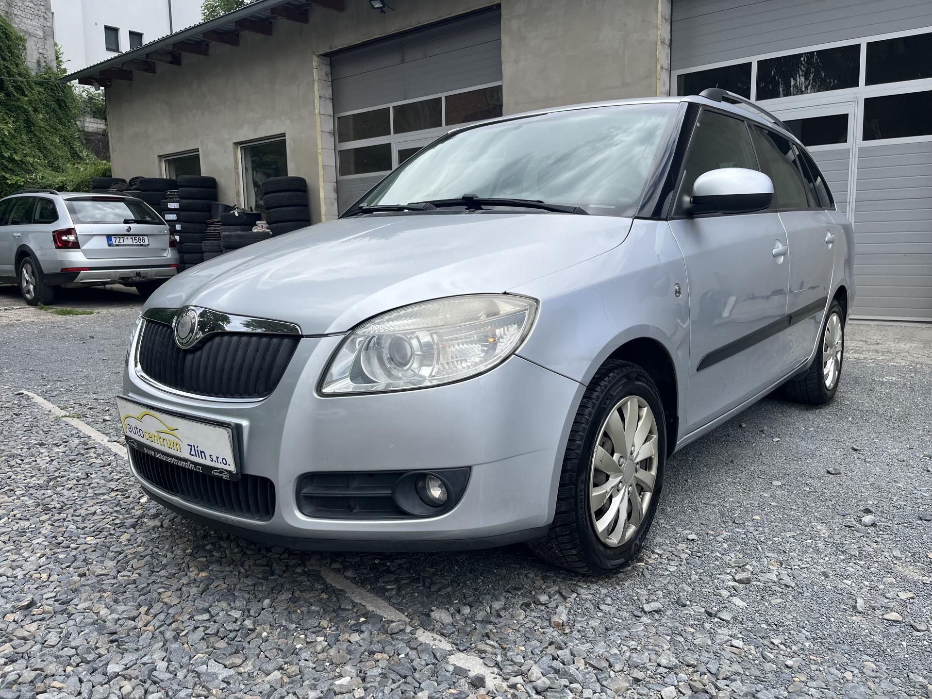 Škoda Fabia, 1,2 i 51 Kw SPORT, ČR!!! - fotka 3